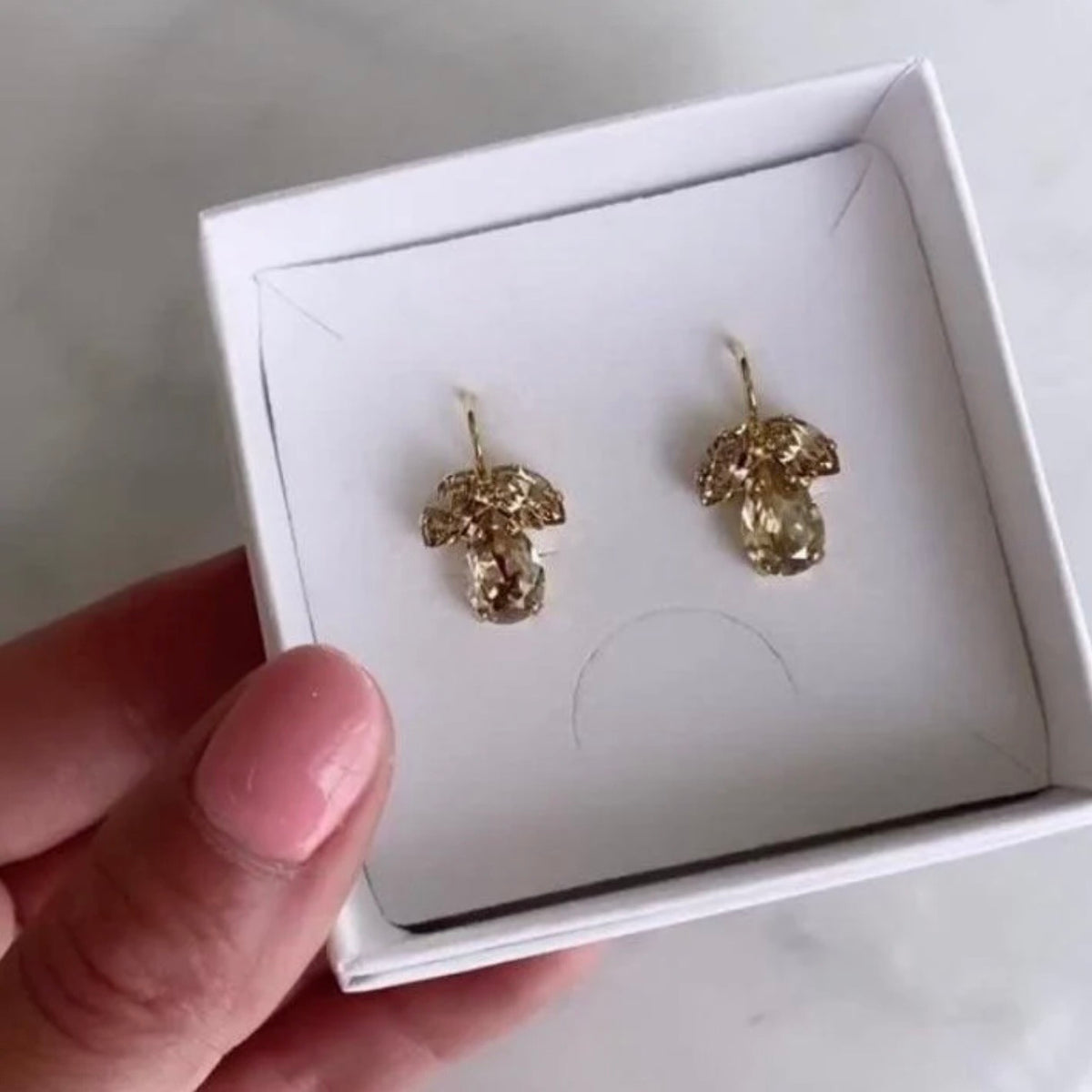 Petite Timo Earrings Gold Golden Shadow Silk