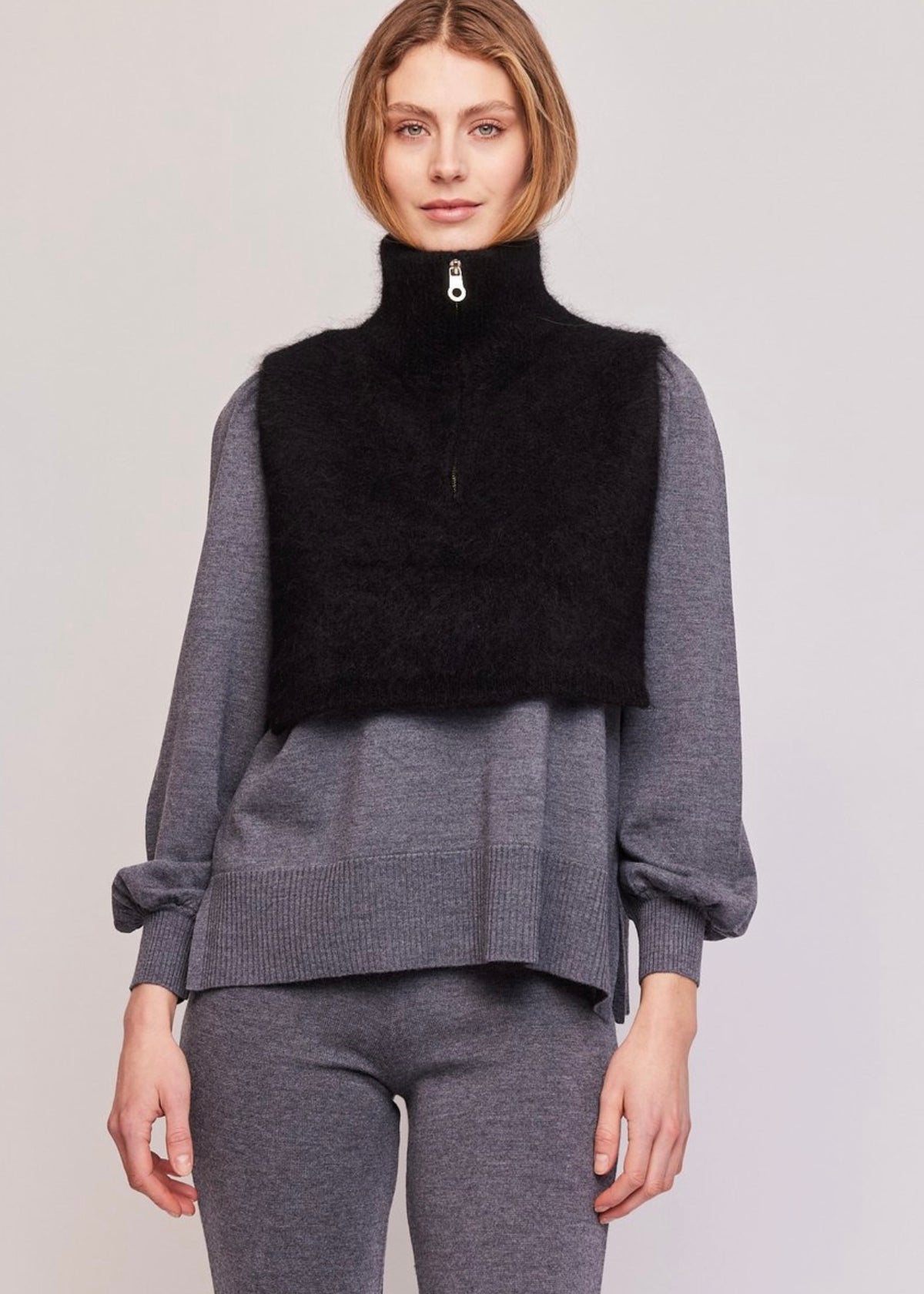 Belinda Chunky Hight Neck Black