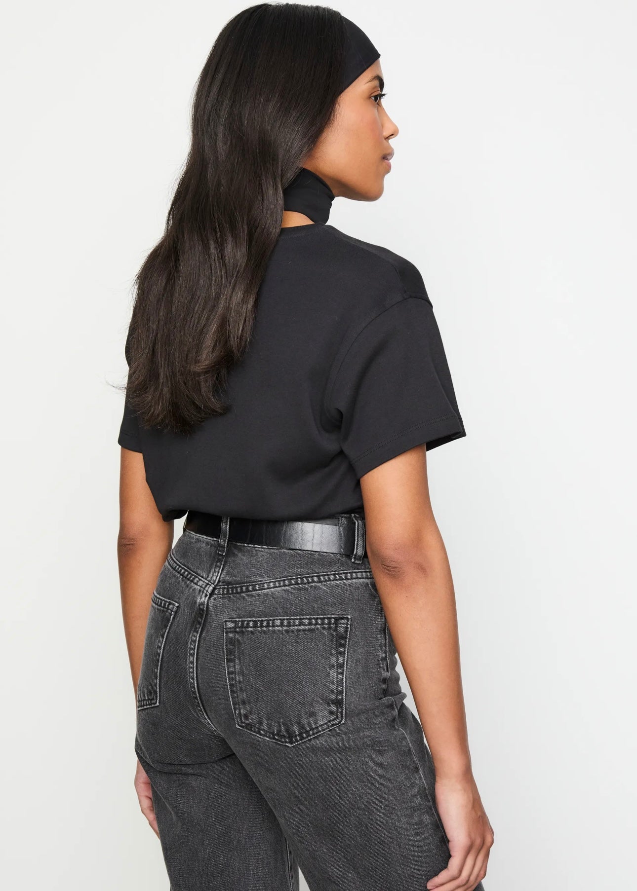 Ember Tee Black