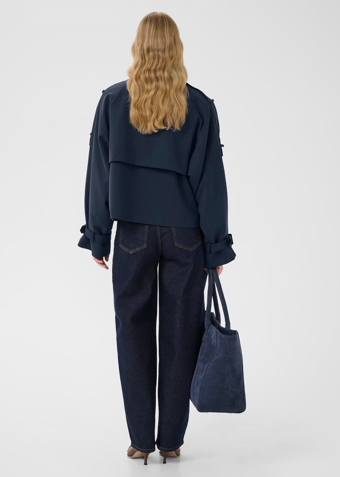 Avic Short Trench Sky Captain