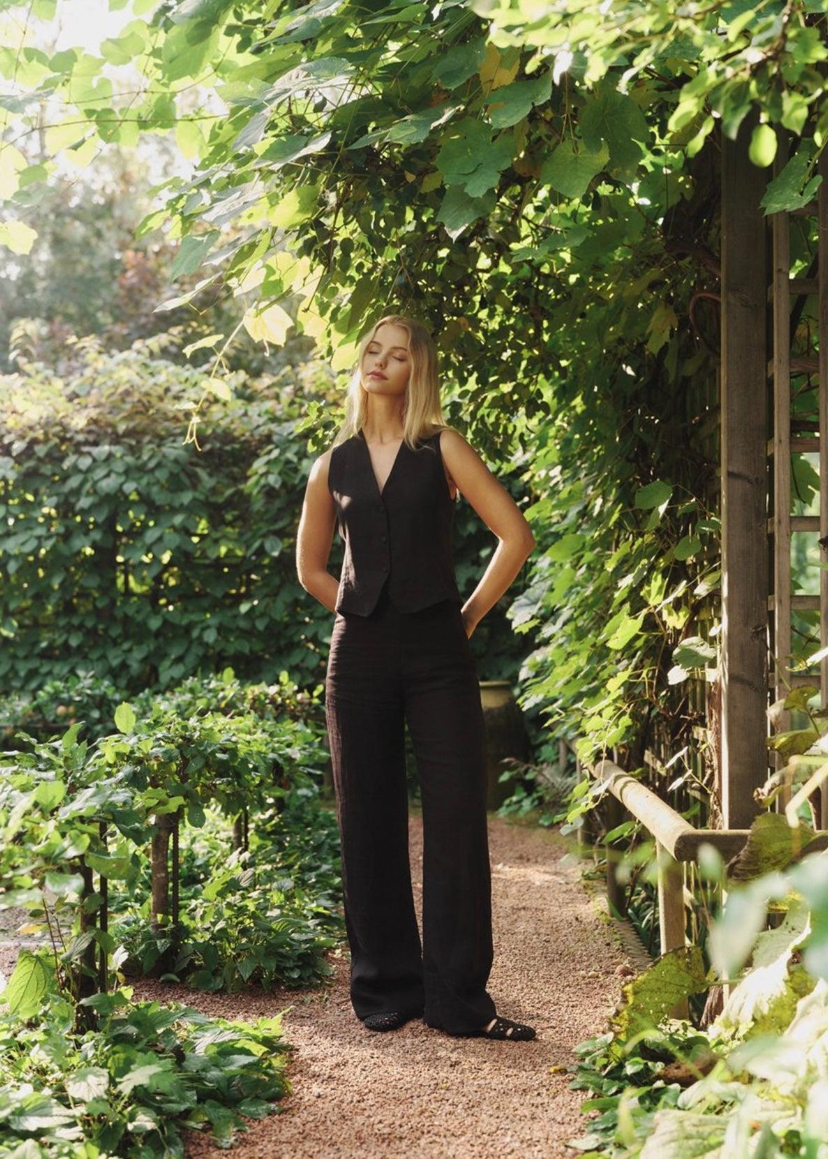 Ella&il Johanne Linen vest - Black