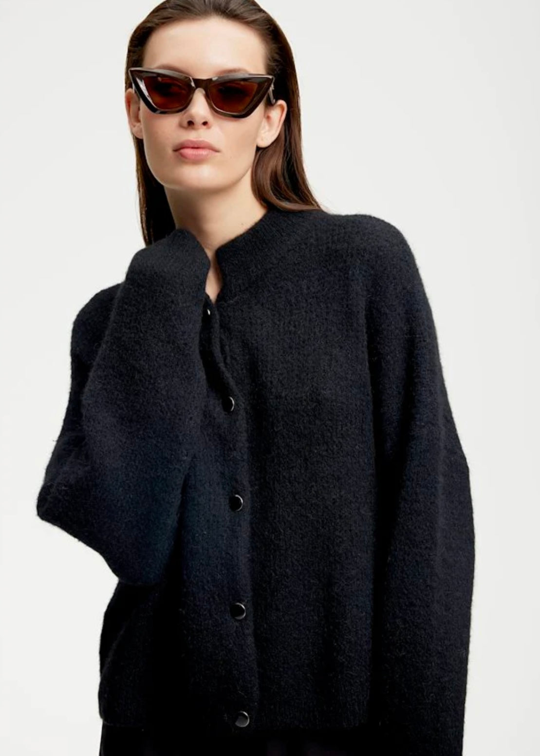 Alpha Short cardigan Black