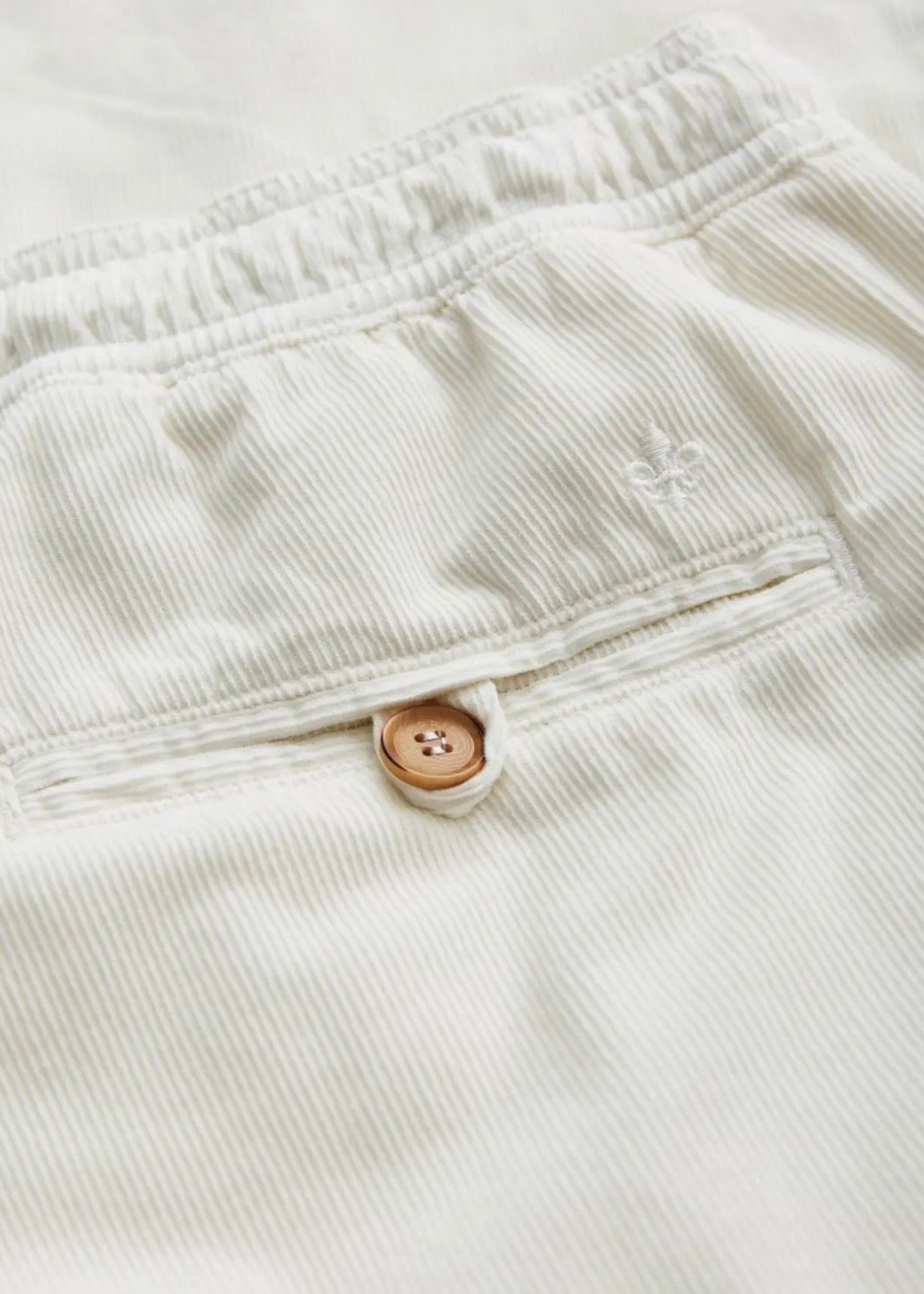 Fenix Summer Cord Shorts Offwhite