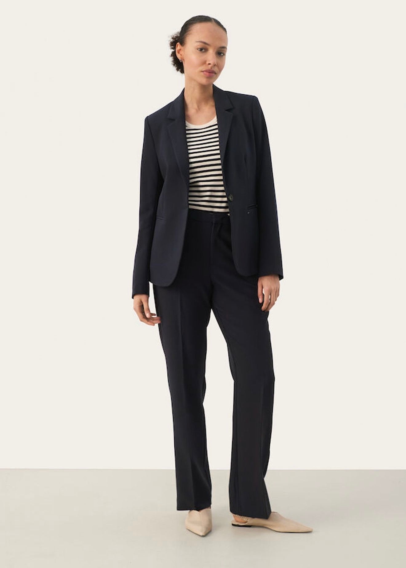 Taylorr Blazer Dark Navy