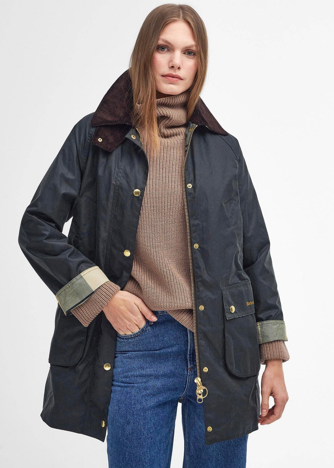Long Beadnell Wax Jacket Sage