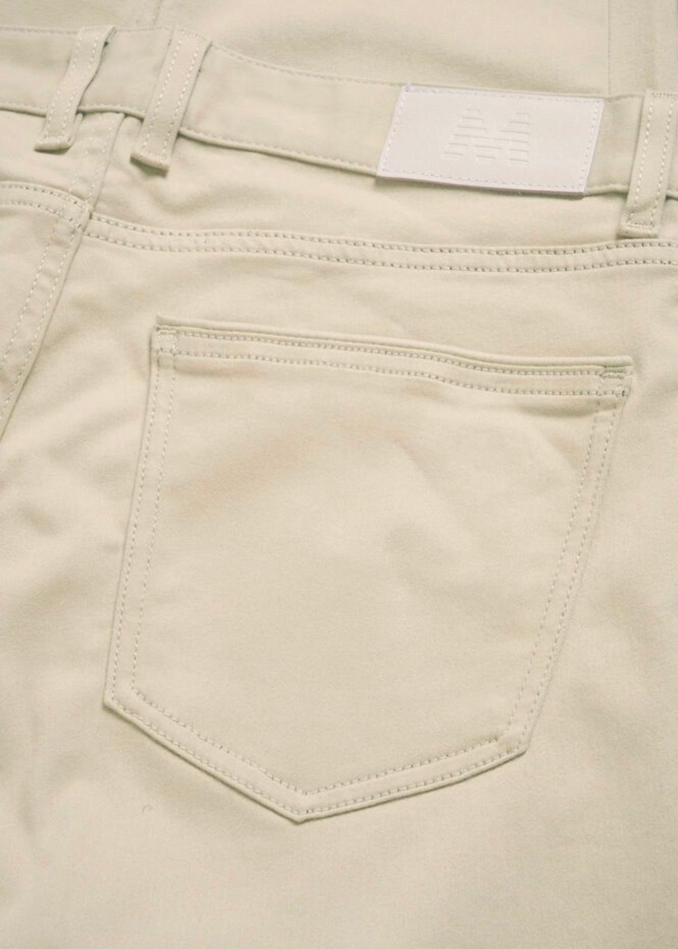 Pete Plaza Taupe