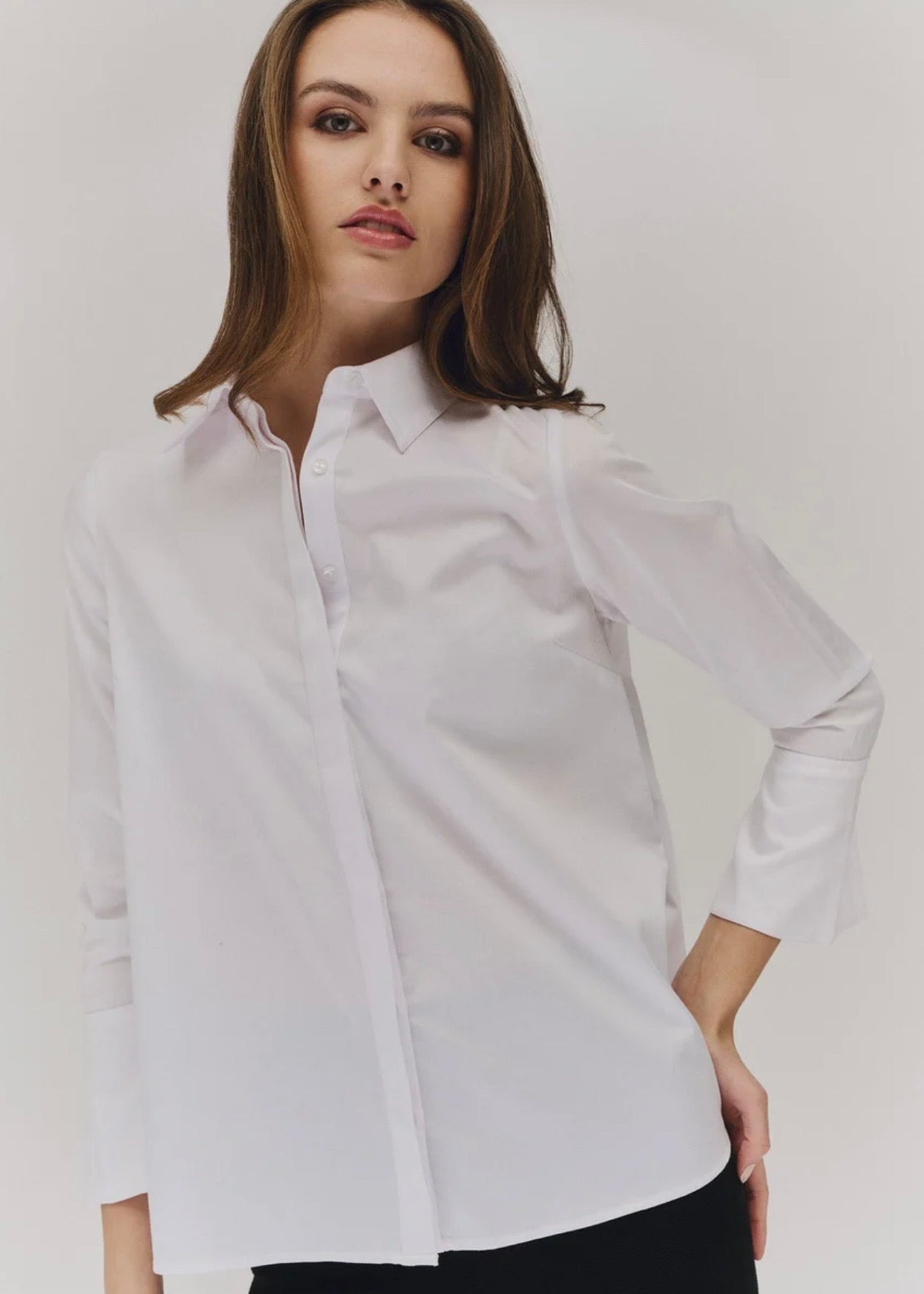 Juni Shirt White