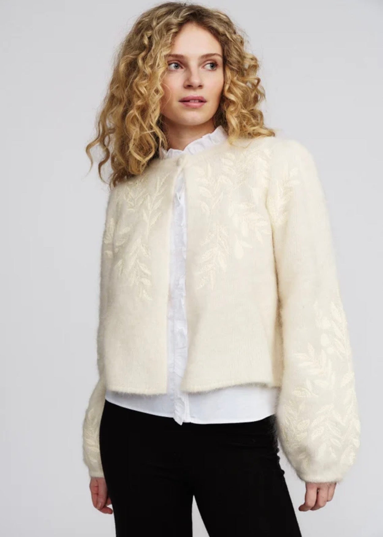 Amie Chunky Cardigan Bright White