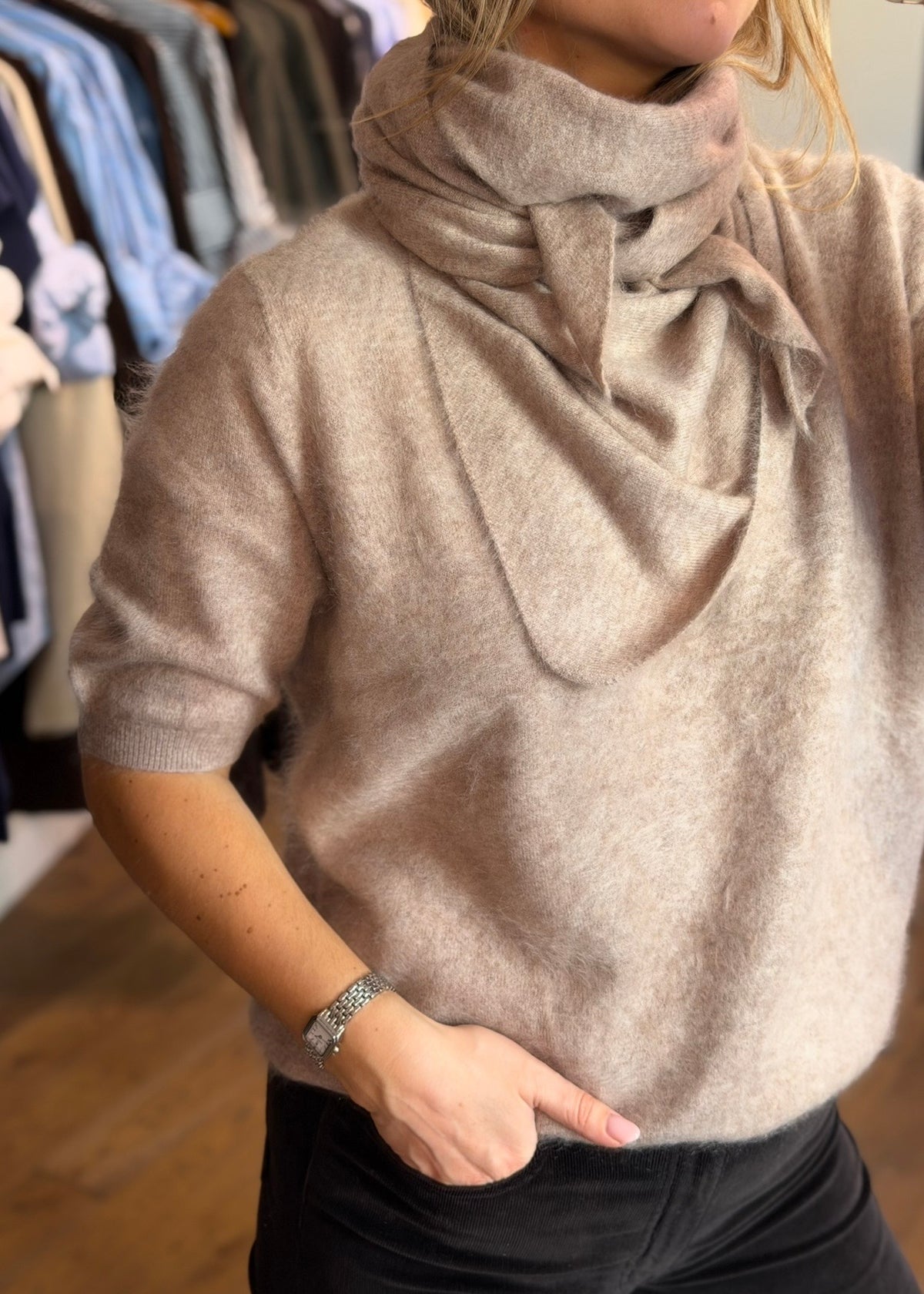 Brushed Cashmere Shawl Taupe