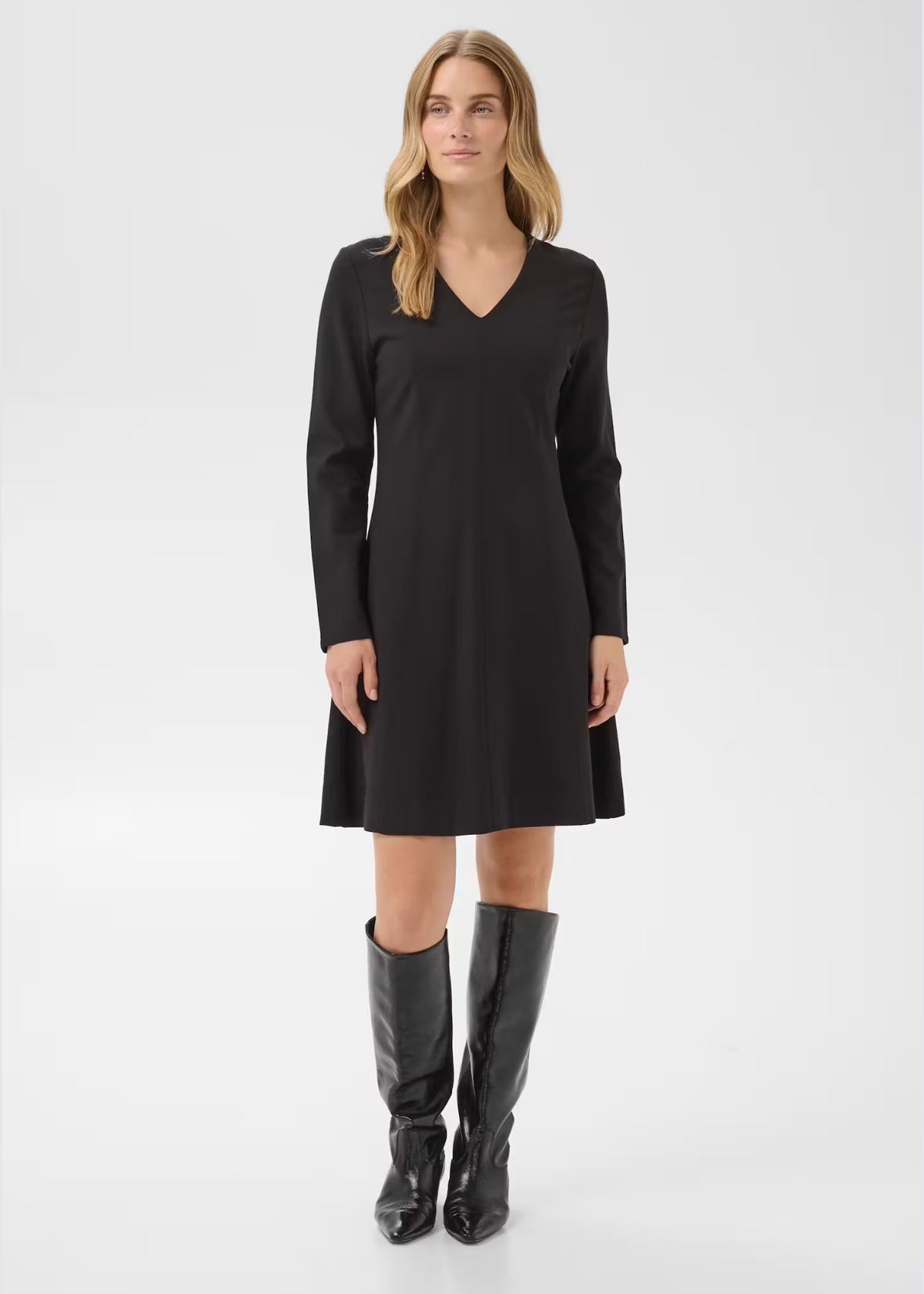Djaka Dress Black