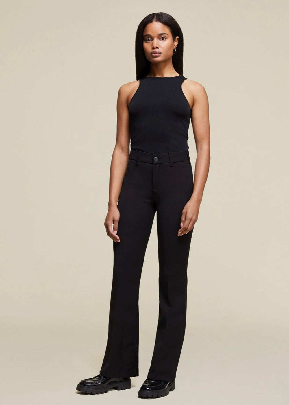 Lois Silvia Suple Roble Wool - Black