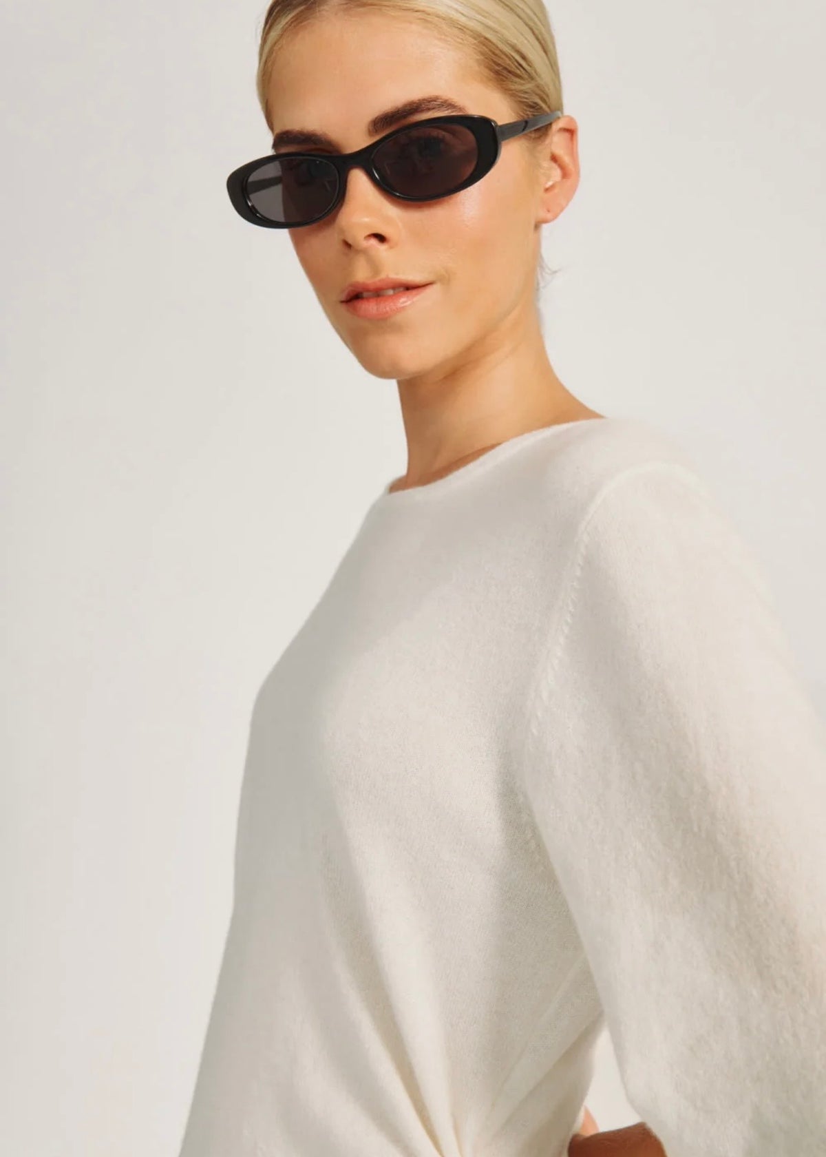 Simone Offwhite