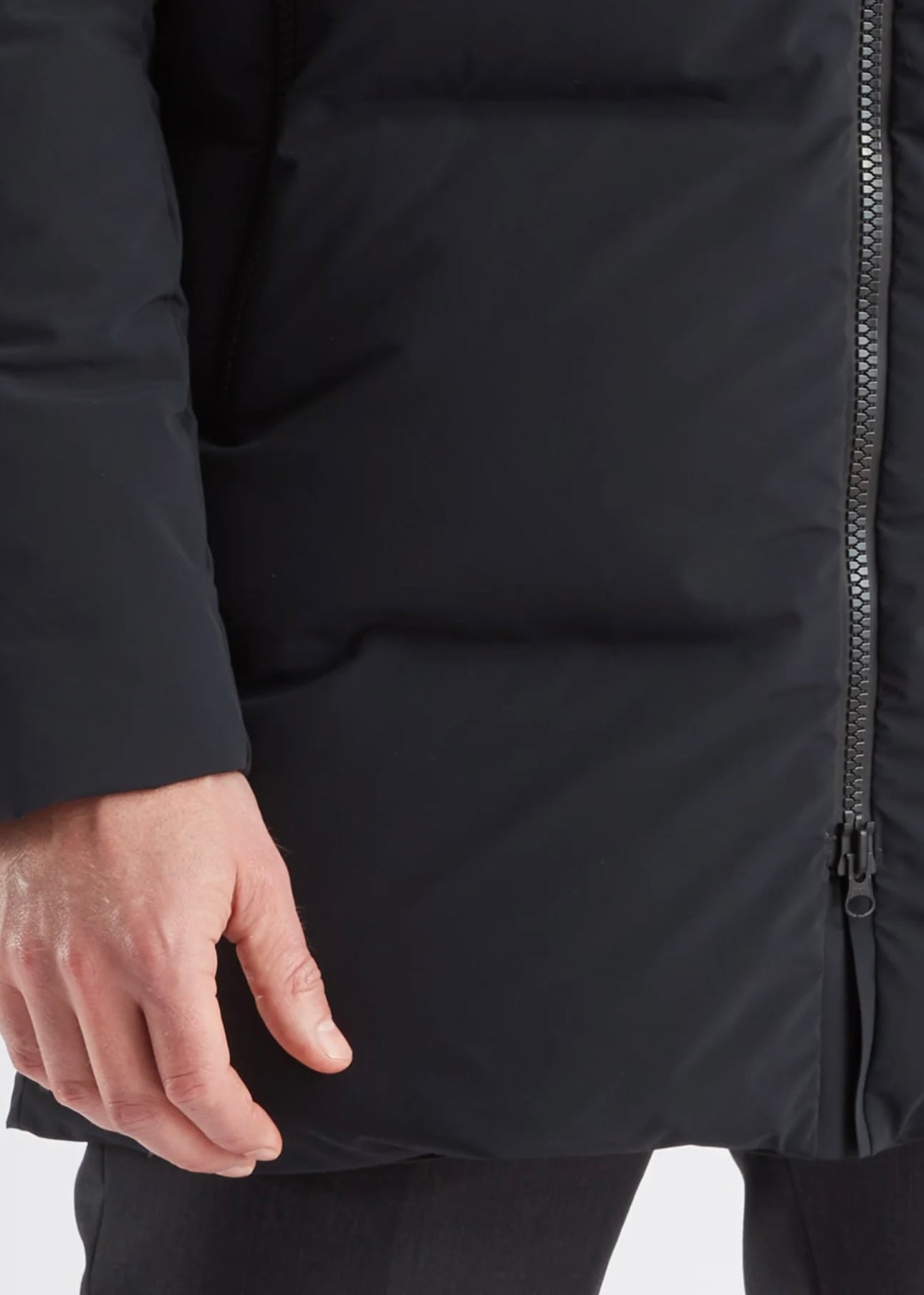 Titan Down Parka Black