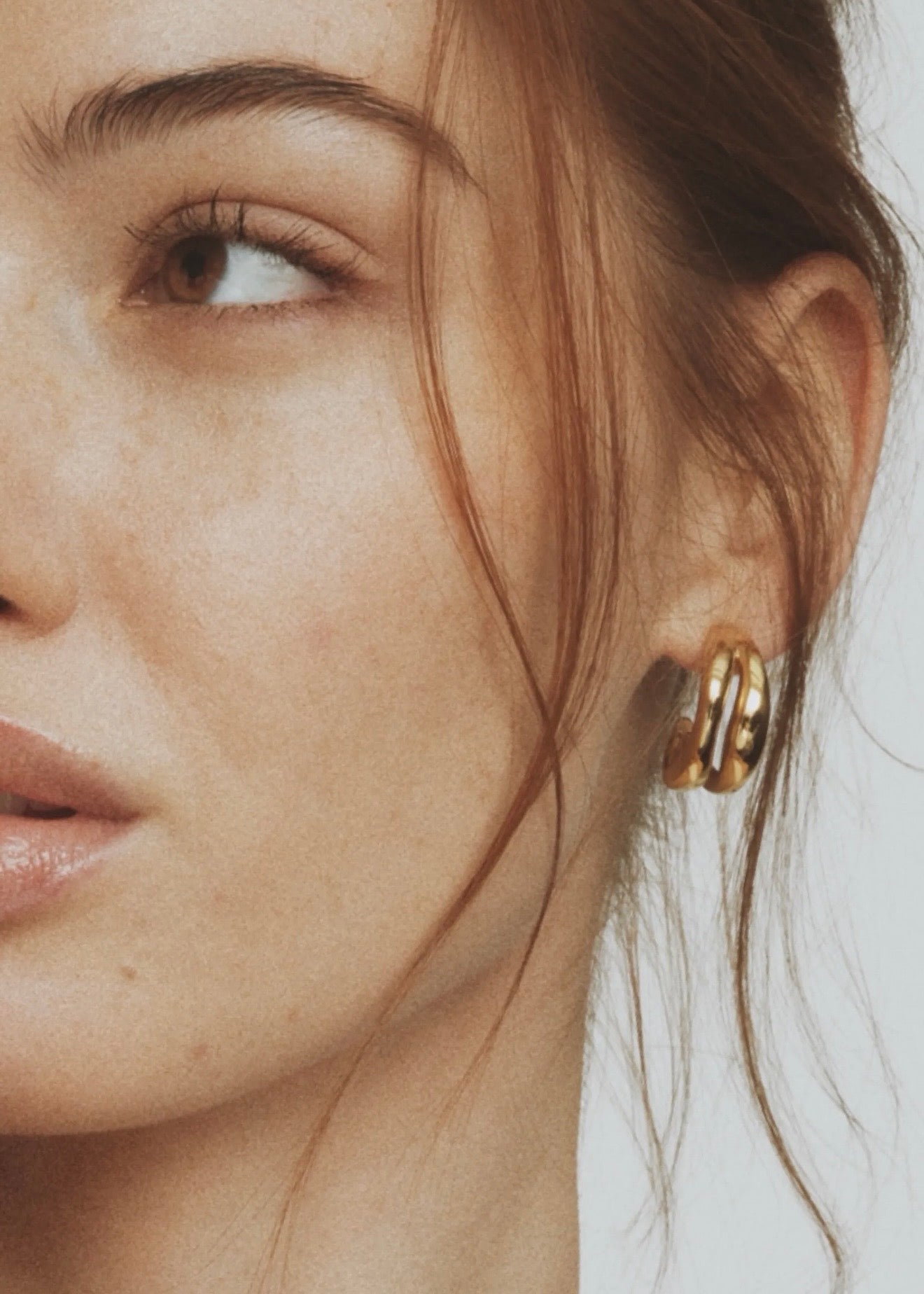 The Big Curved Hoops Gold