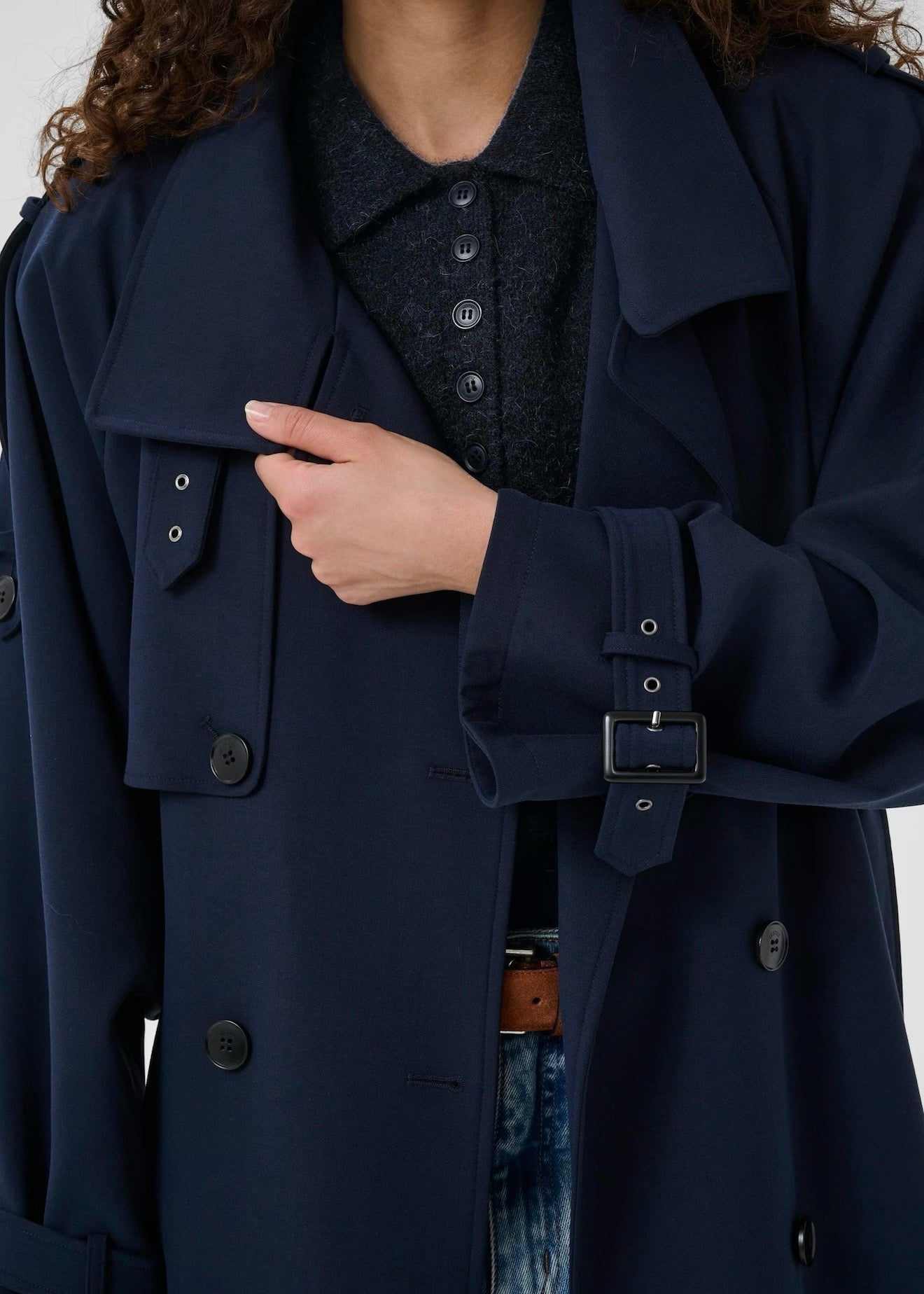 Avic Long Trench Sky Captain