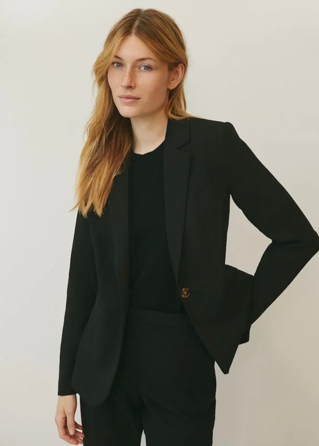 Taylorr Blazer Black