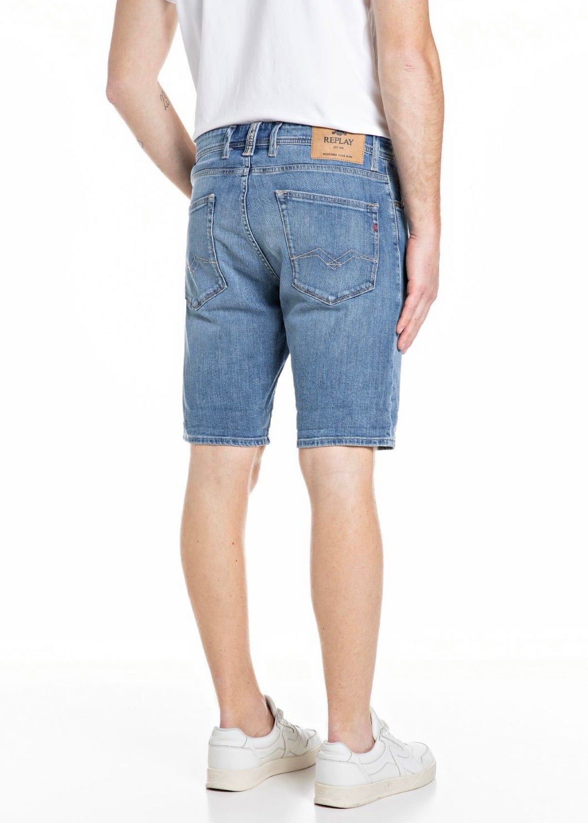 Tapered Shorts 685 194 009