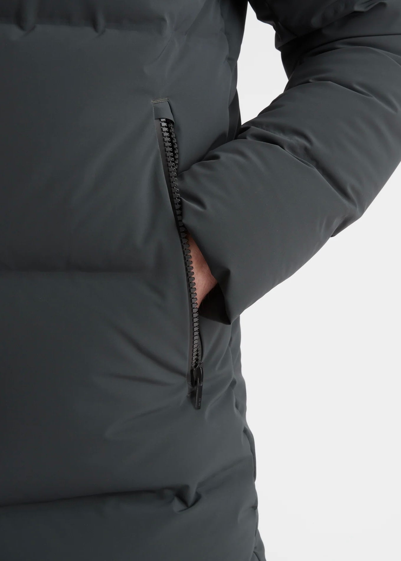Titan Down Parka Night Olive