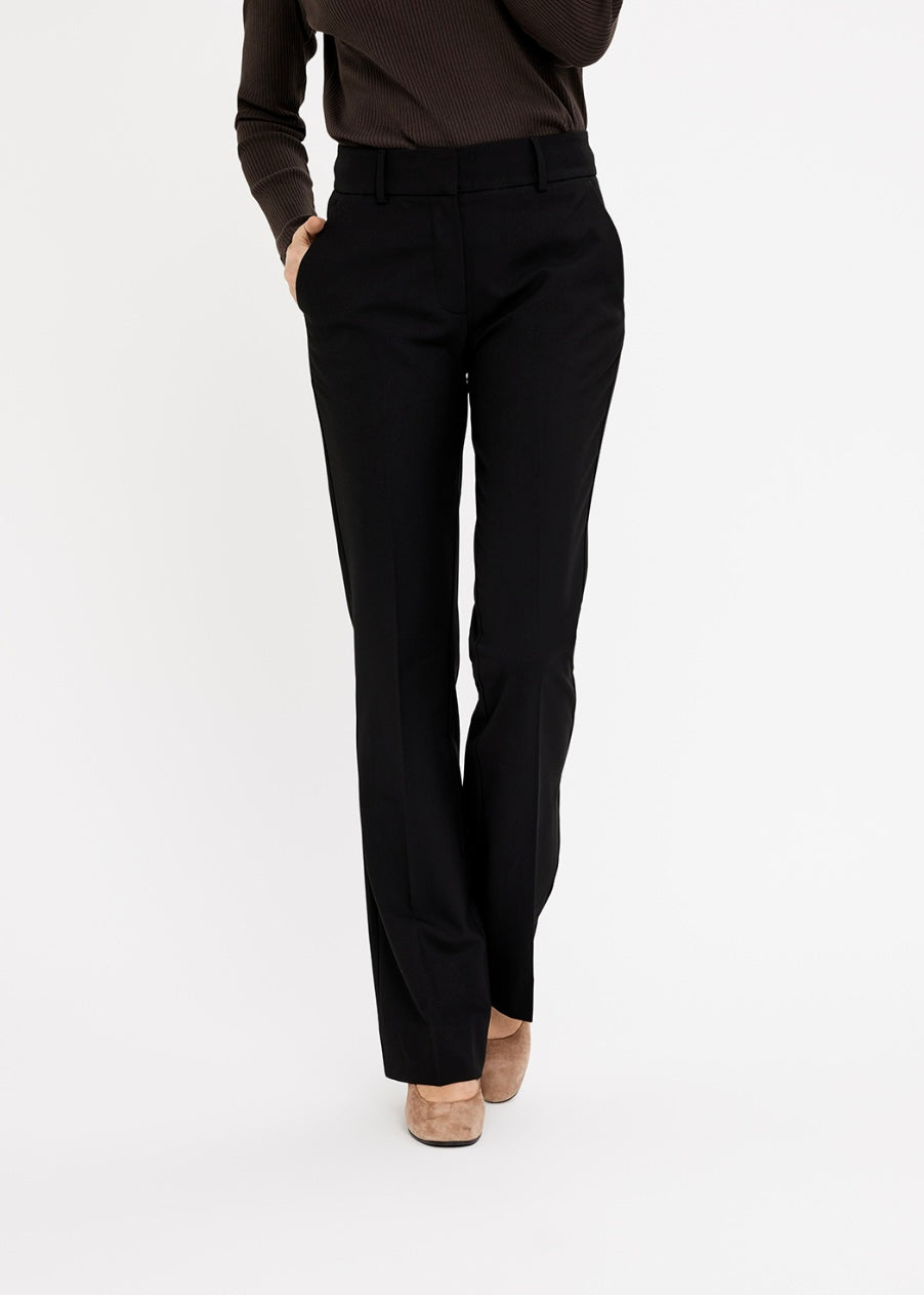 Clara Ankle Black