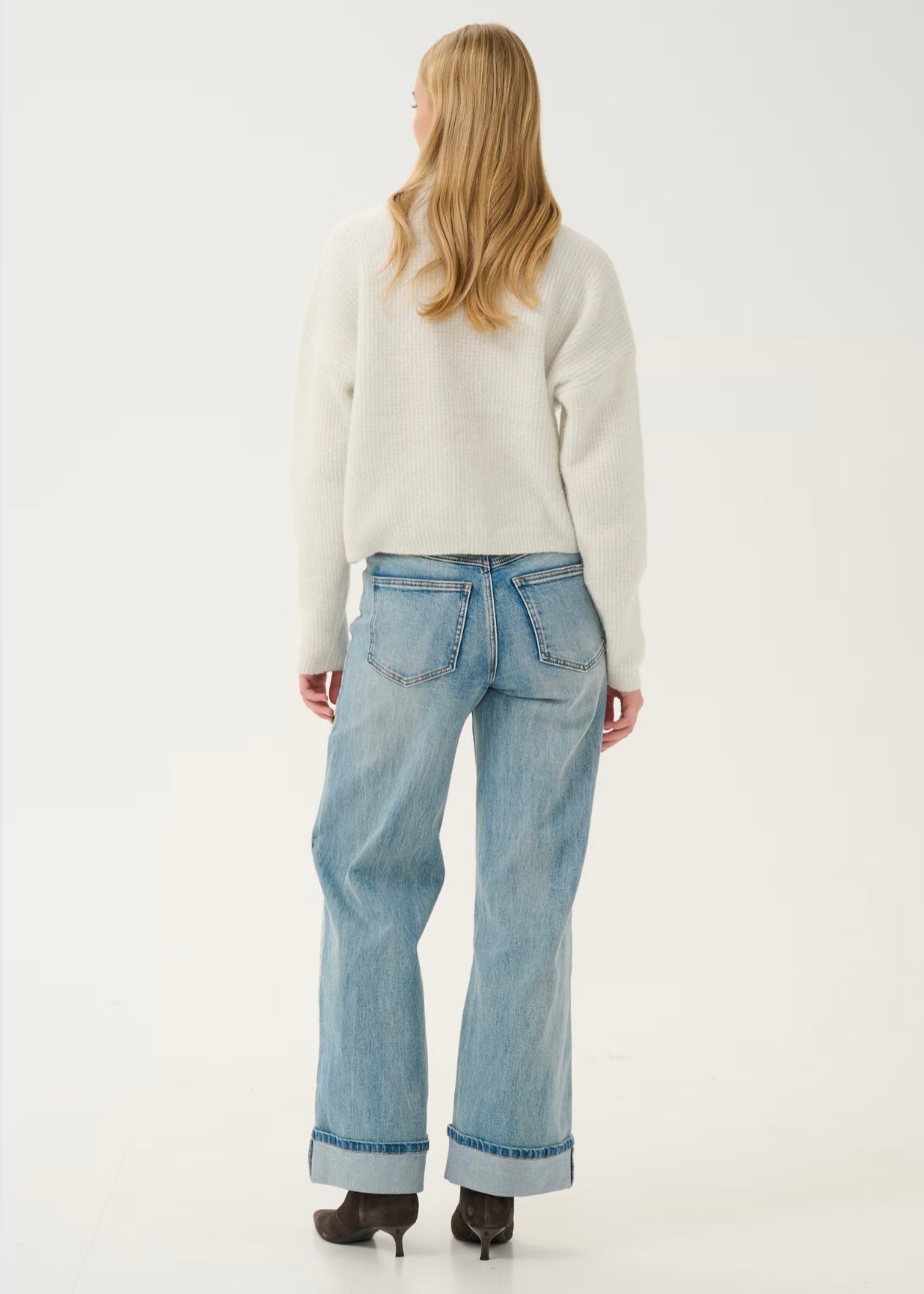 Alpha Shimmer cardigan Ivory with lurex