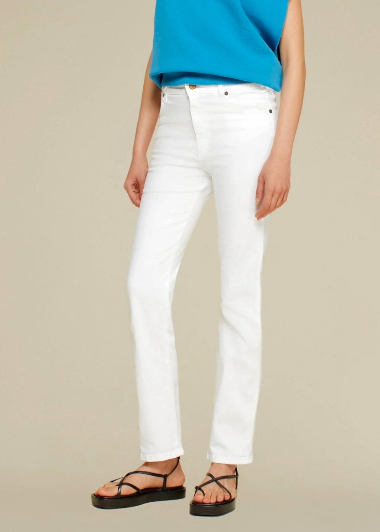 Malena Megalia Blanco White