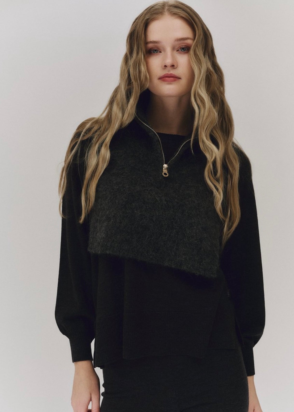 Belinda Chunky Hight Neck Charcoal