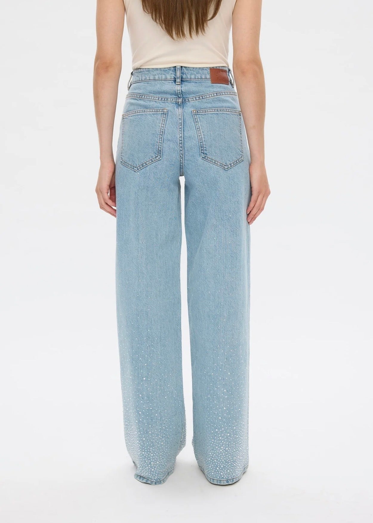 Abby Regular Light Rinse Rhinestone