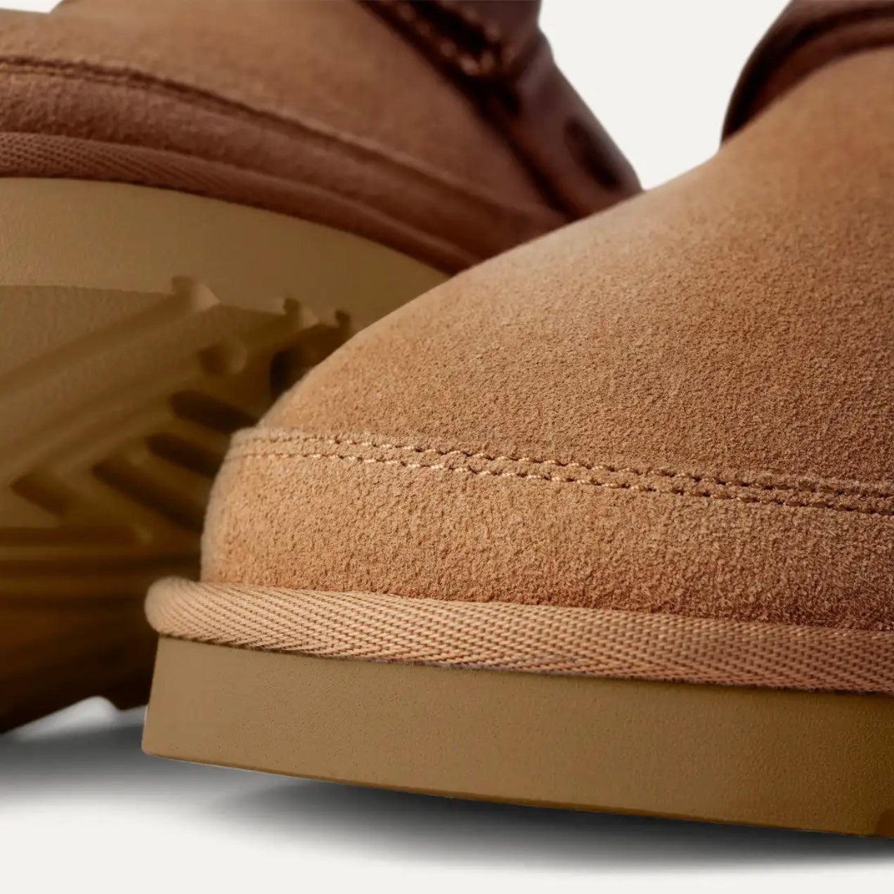 UGG M Goldencoast Clog Chestnut