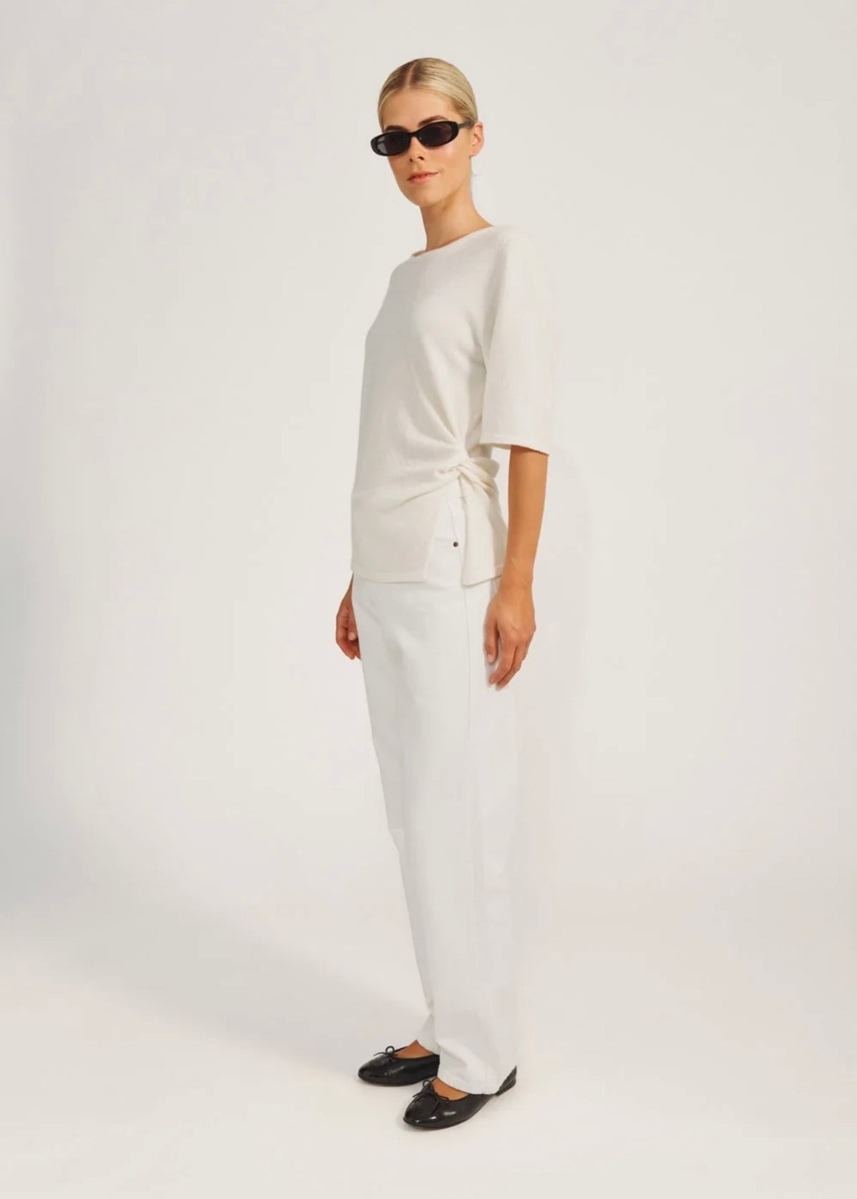 Simone Offwhite