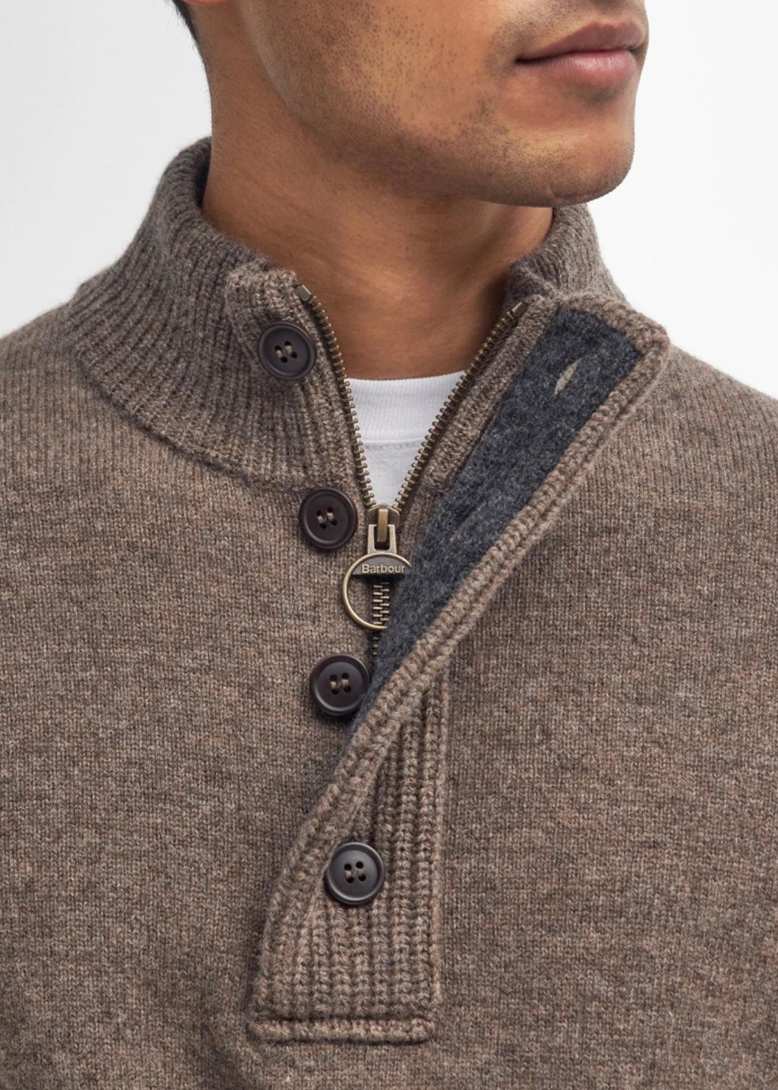 Essential Patch Half Zip Dark Stone