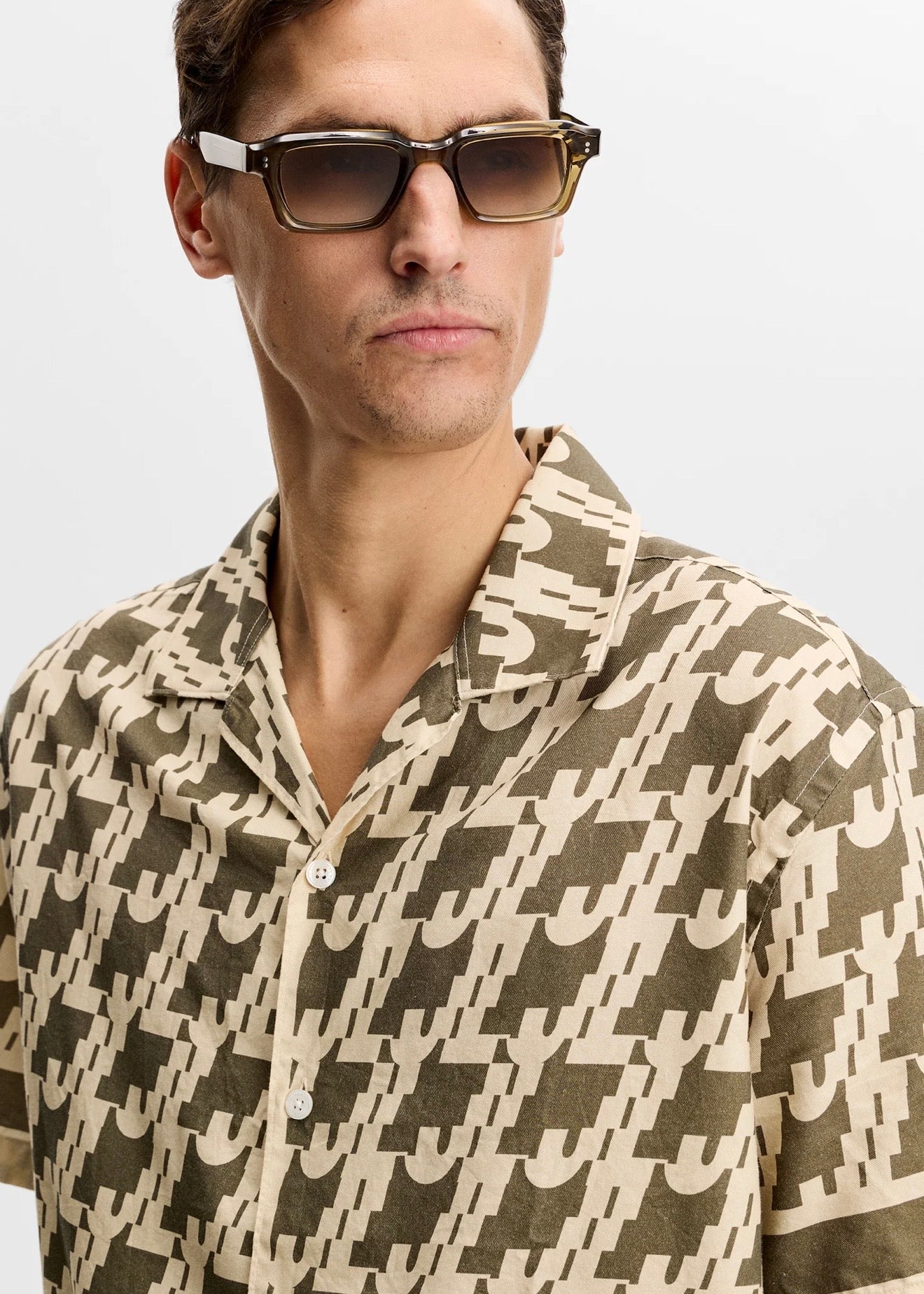 Ellis Border Resort Shirt Glitch Kalamata