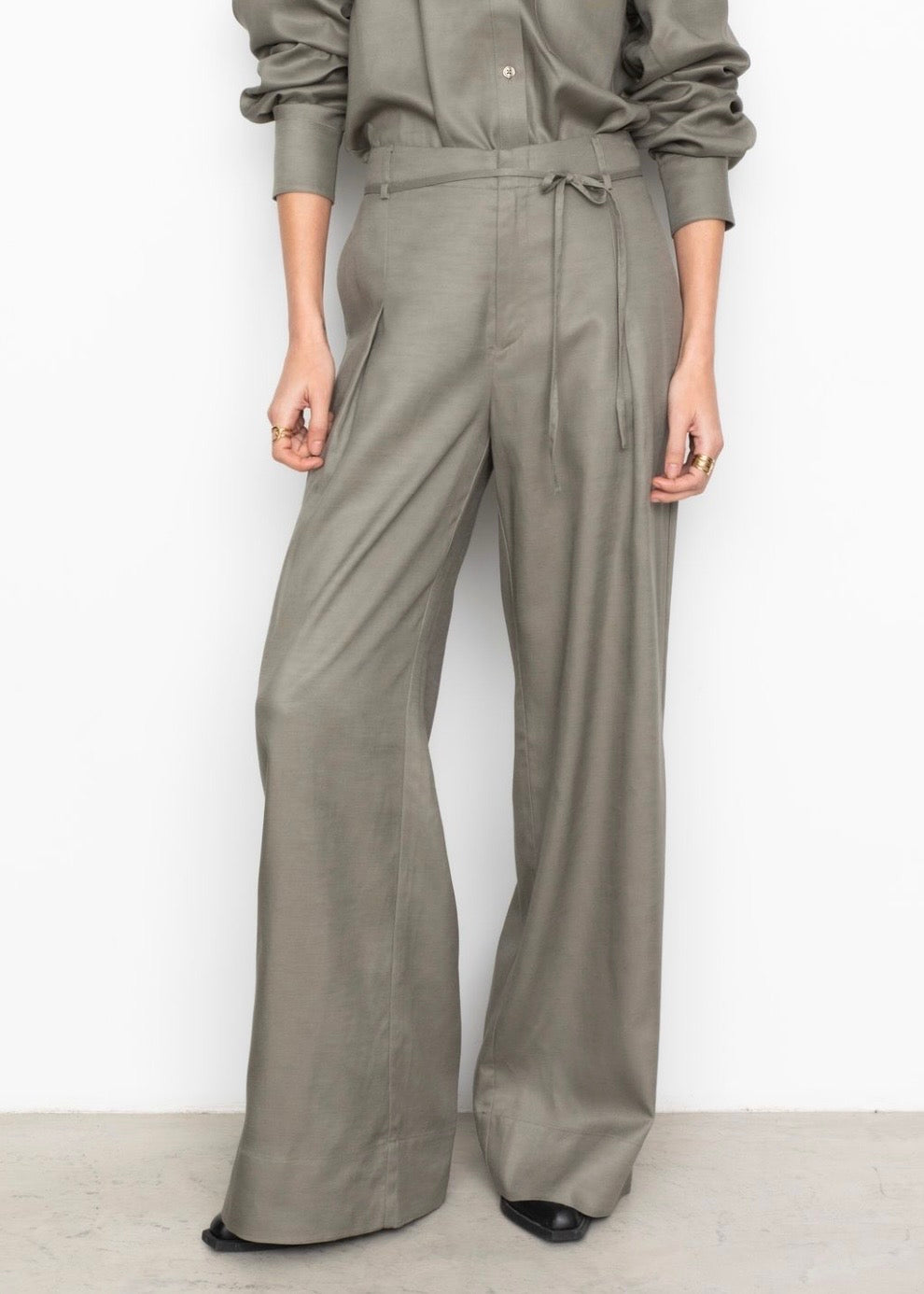 Abelone Trouser Army