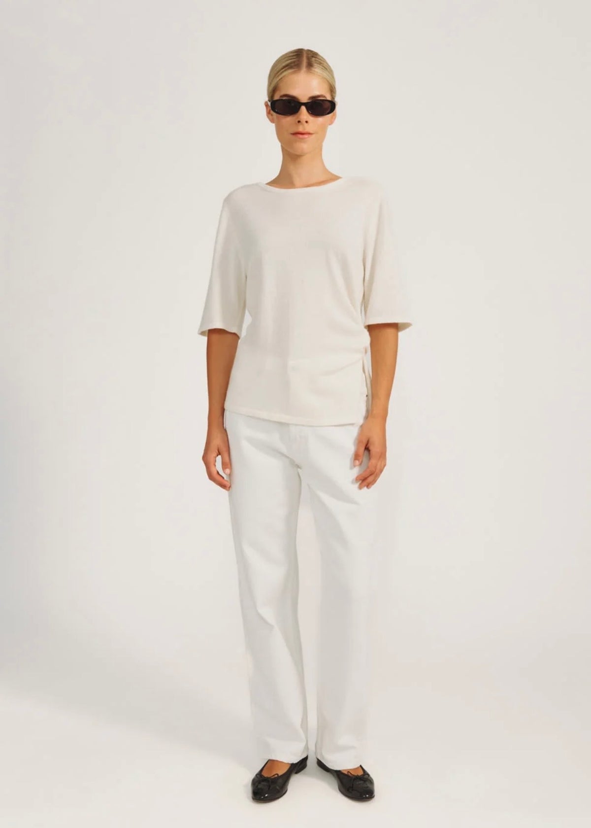 Simone Offwhite