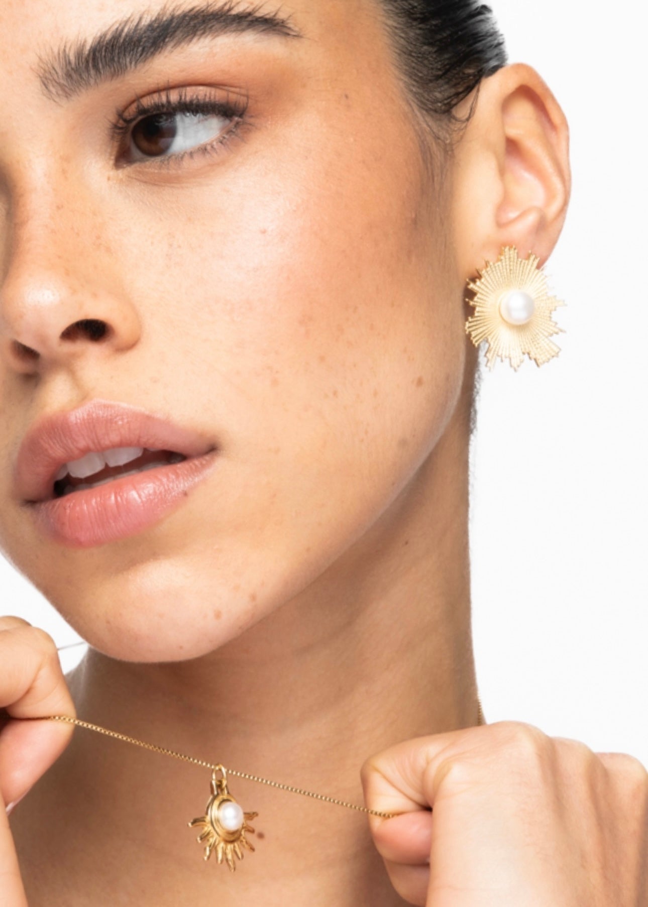 The Beam earring Gold