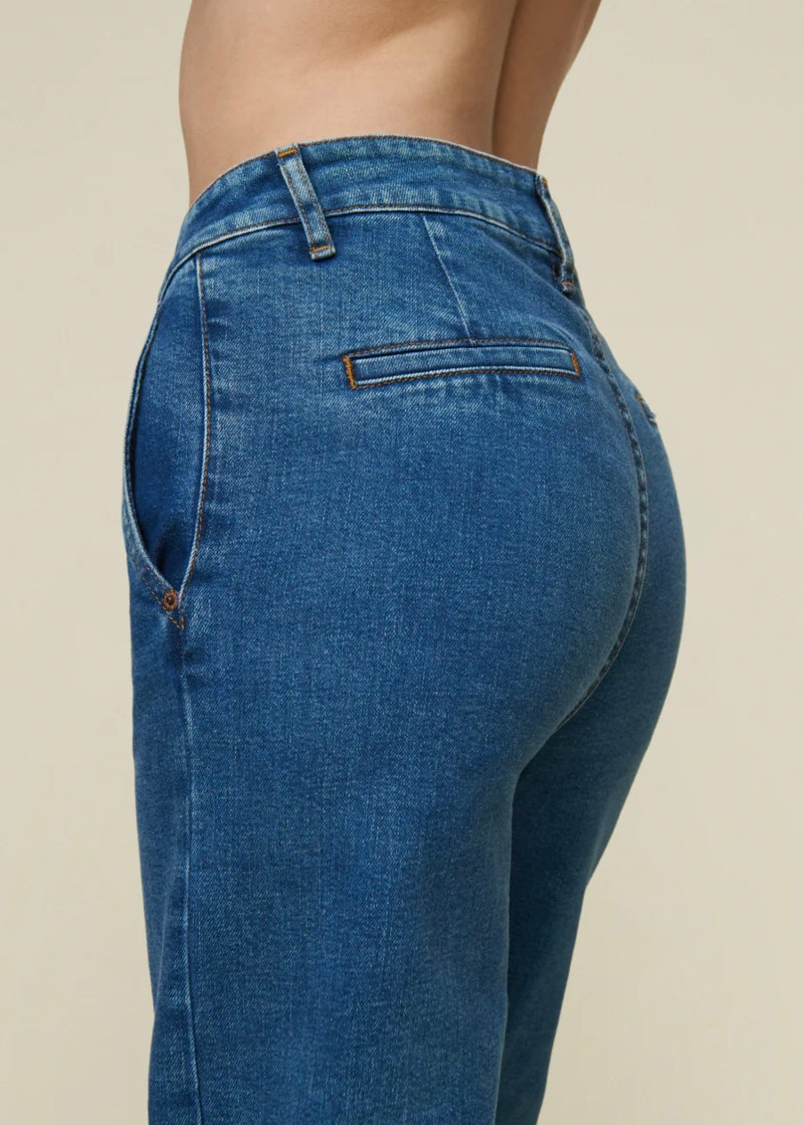 Silvia Den The Stone Green Stone