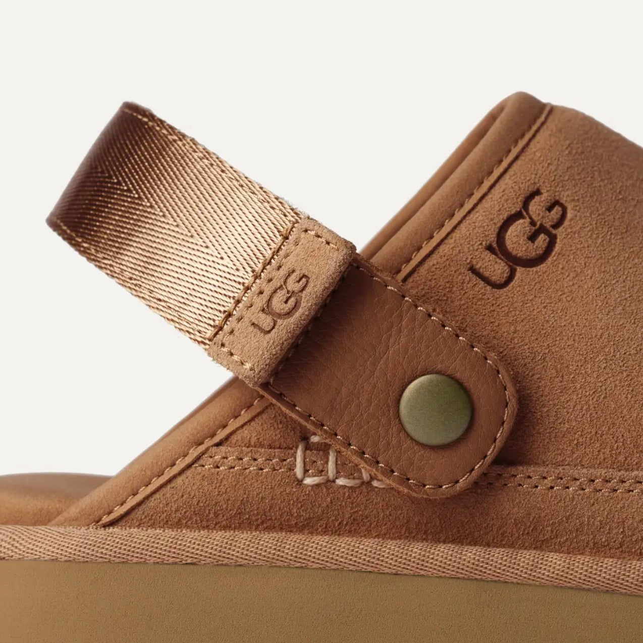 UGG M Goldencoast Clog Chestnut