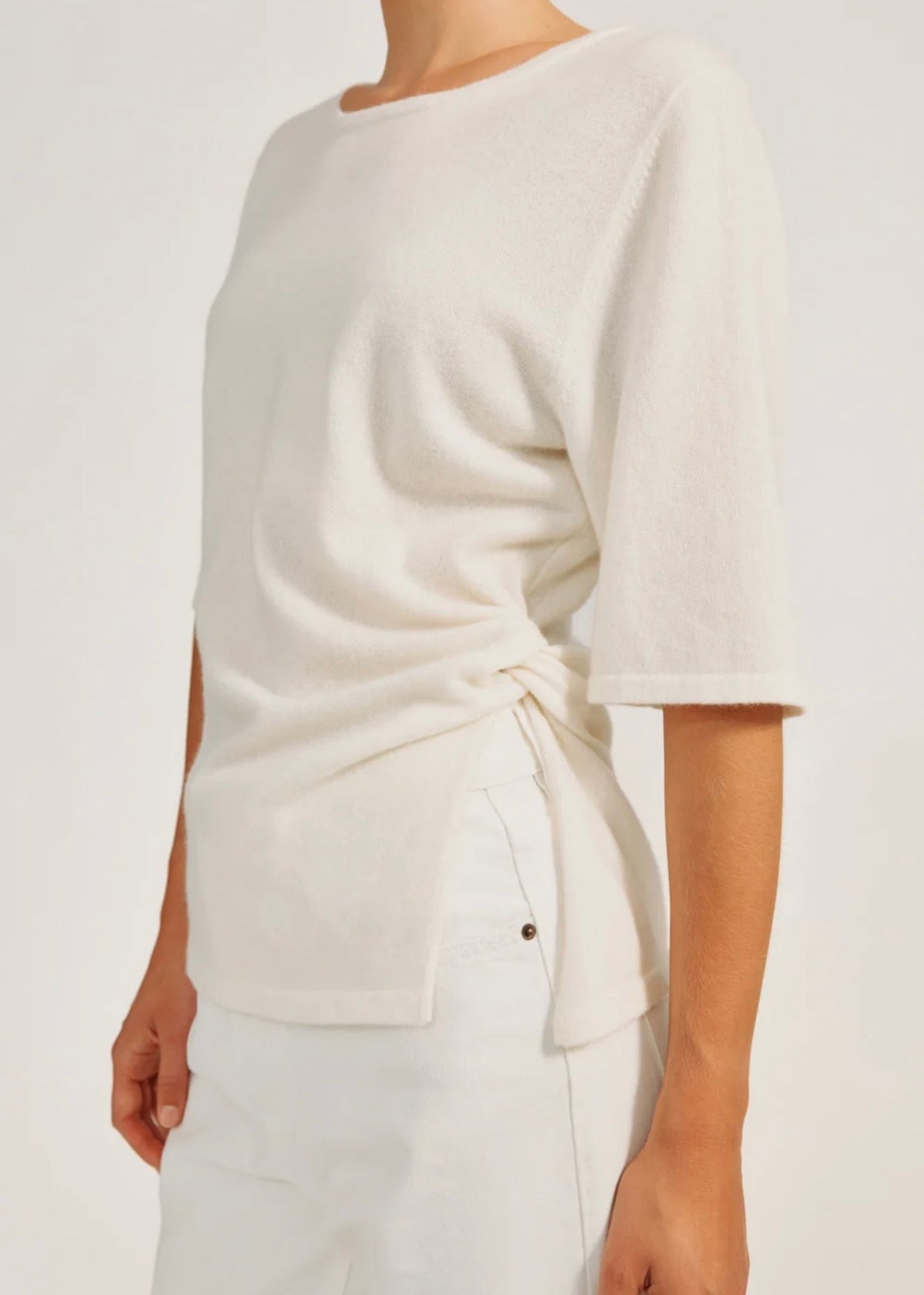 Simone Offwhite