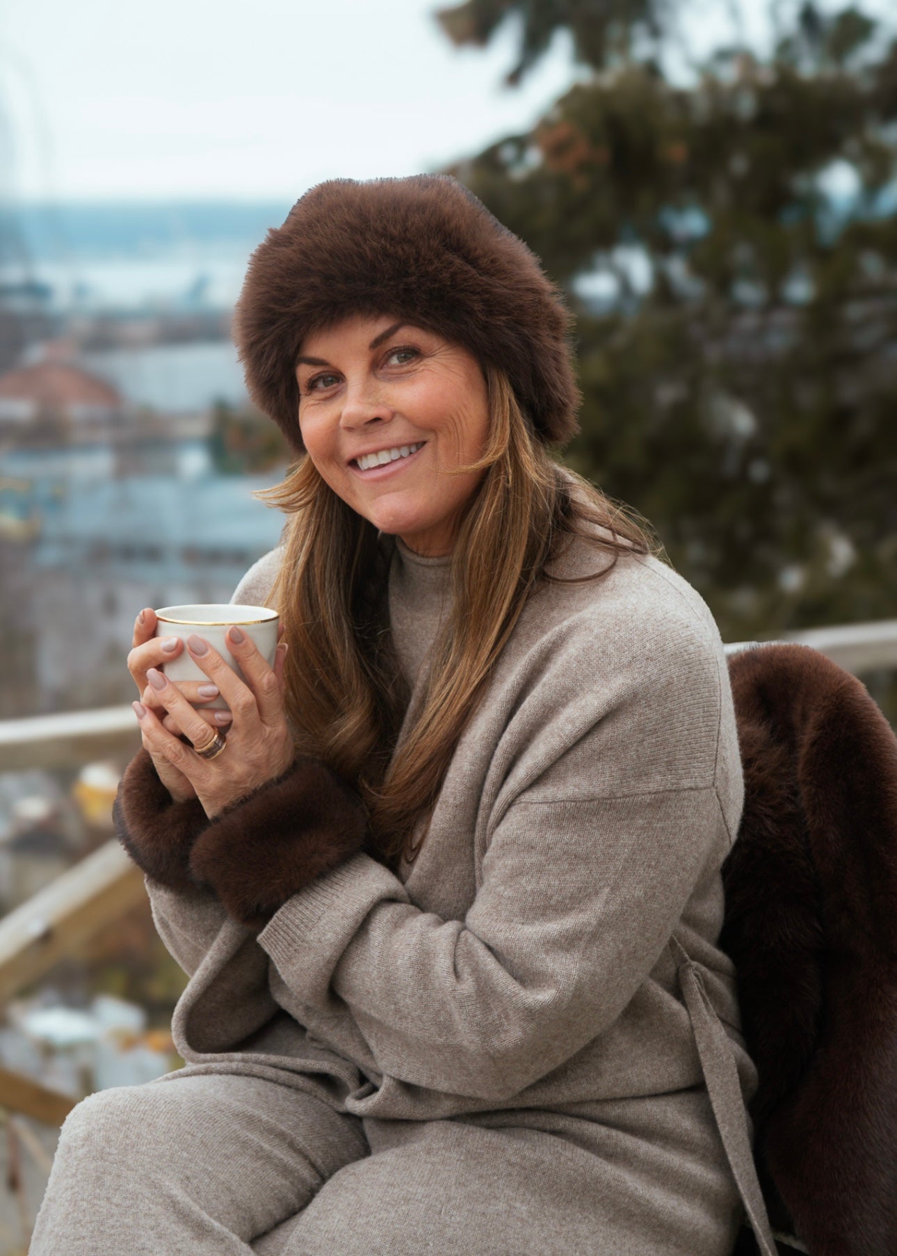 Fuskepels armcuffs Minkbrun