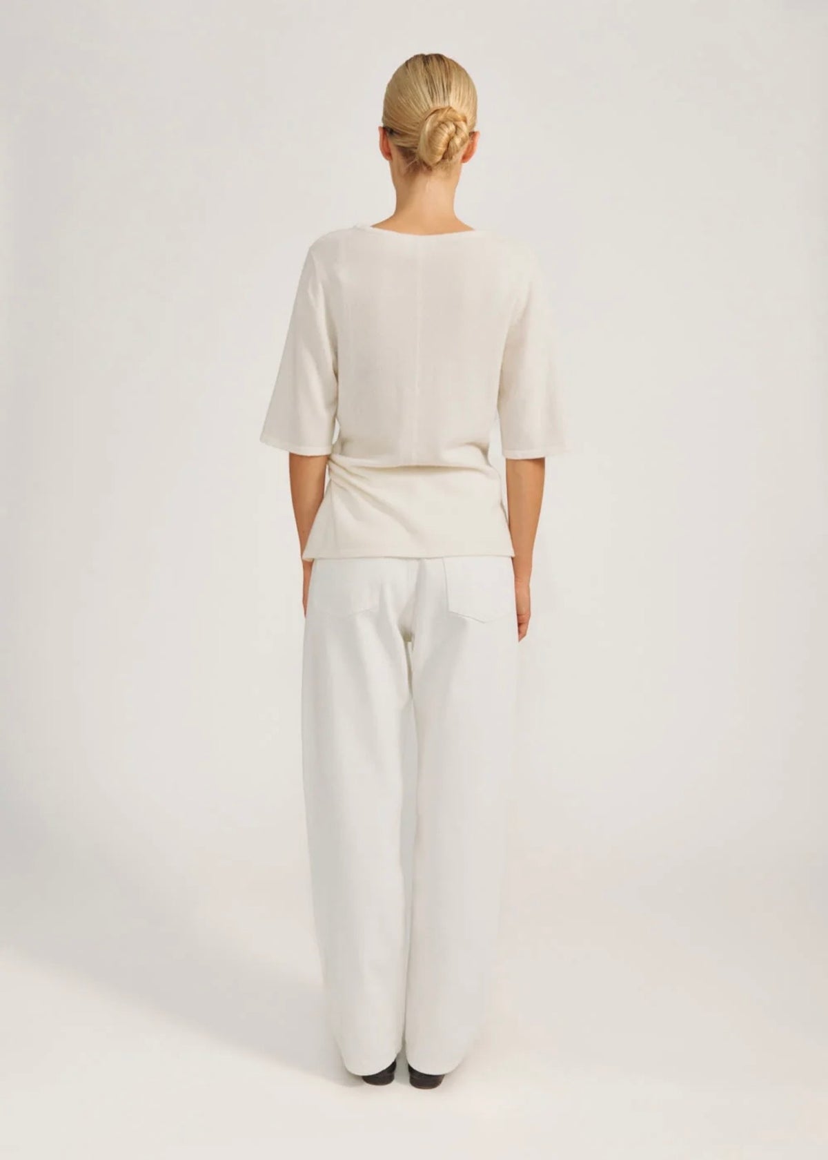 Simone Offwhite