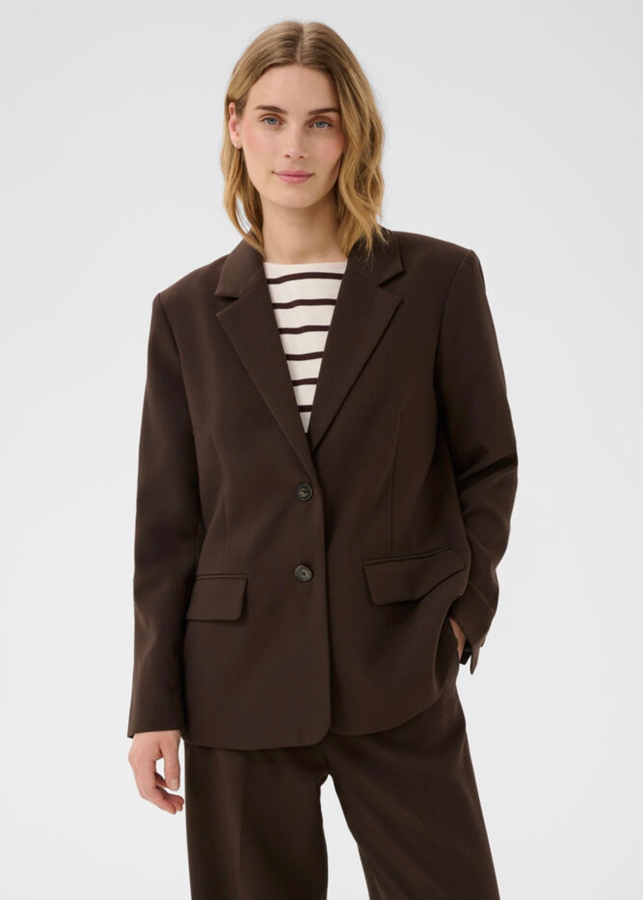 Nara Blazer Molé