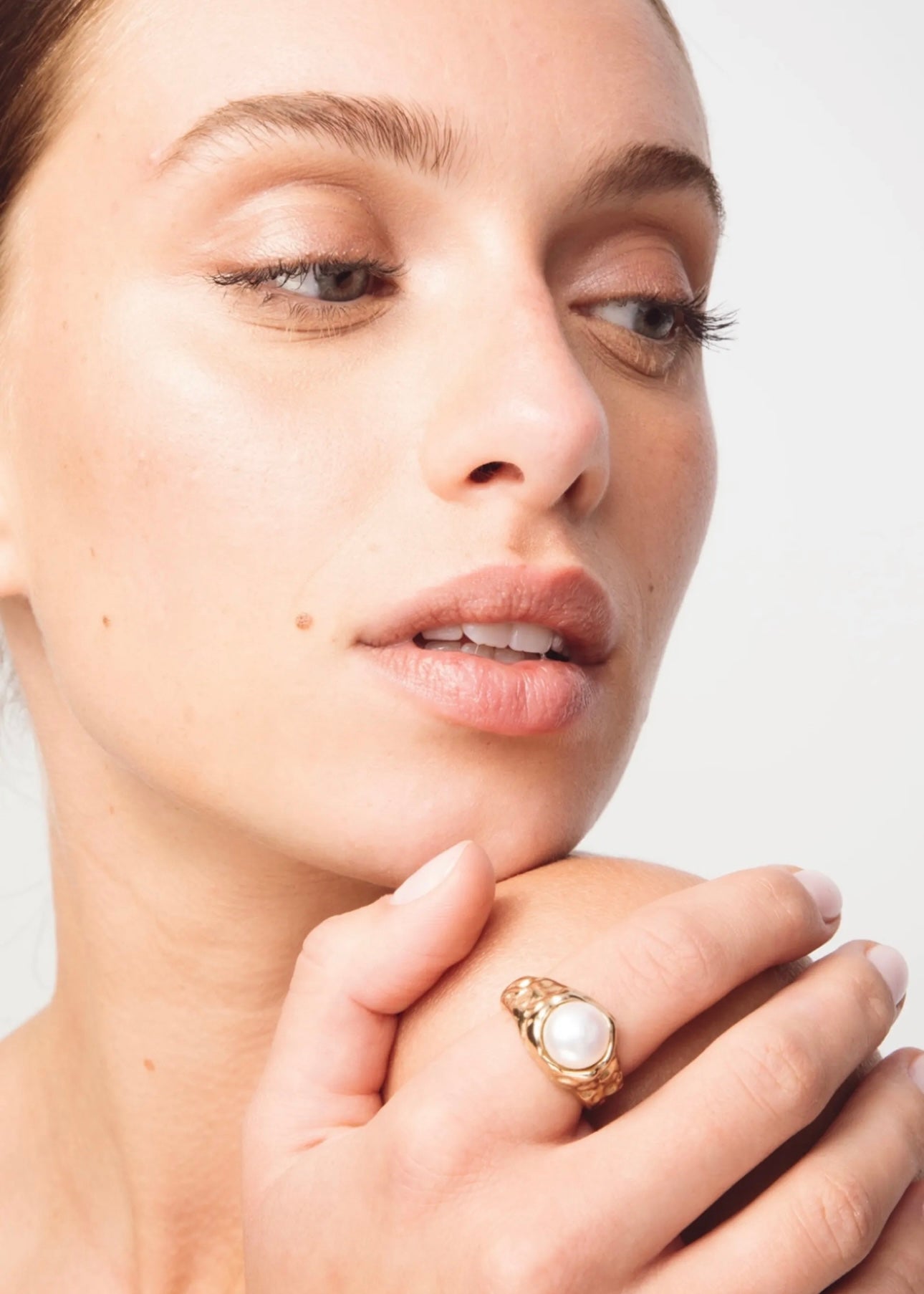 The Chunky Pearl Ring Gold