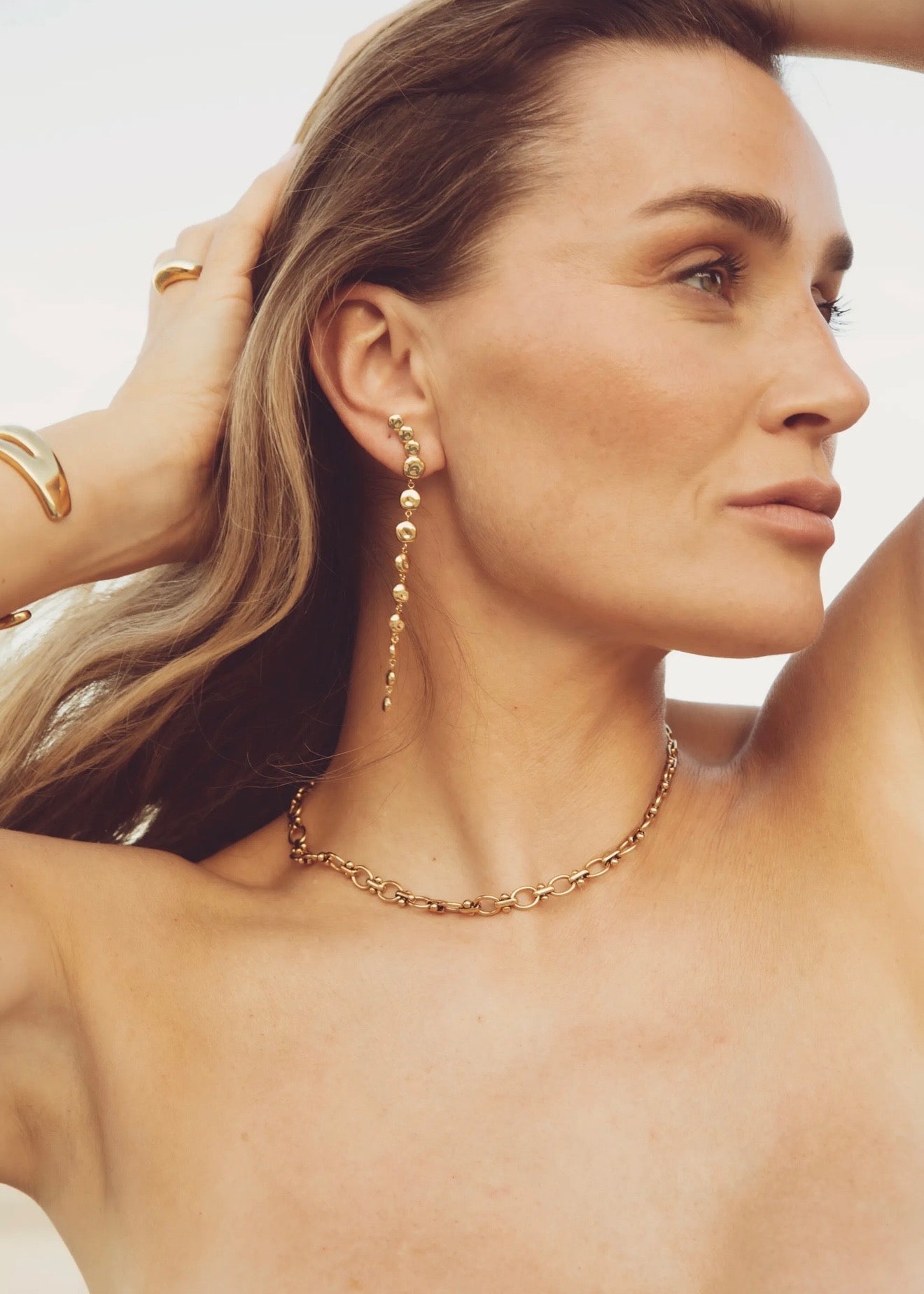 The Long Pebble Earrings Gold