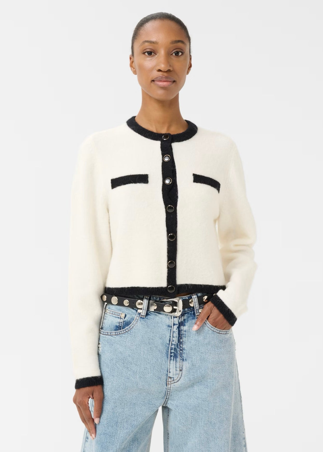 Gestuz Alpha Contrast cardigan - Ivory/Black