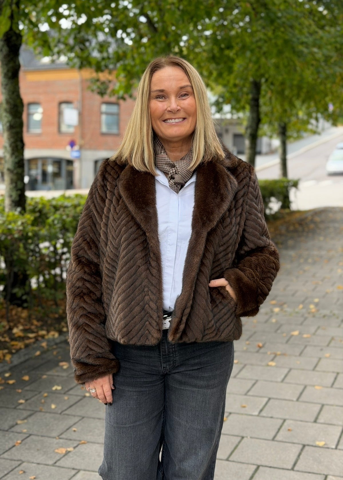 Alexandra Fuskepels Jakke Minkbrun