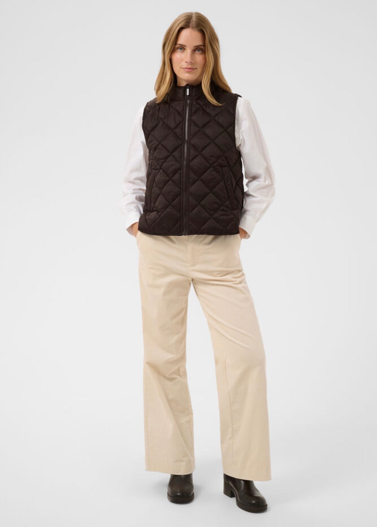 Carlota Outerwear Molé