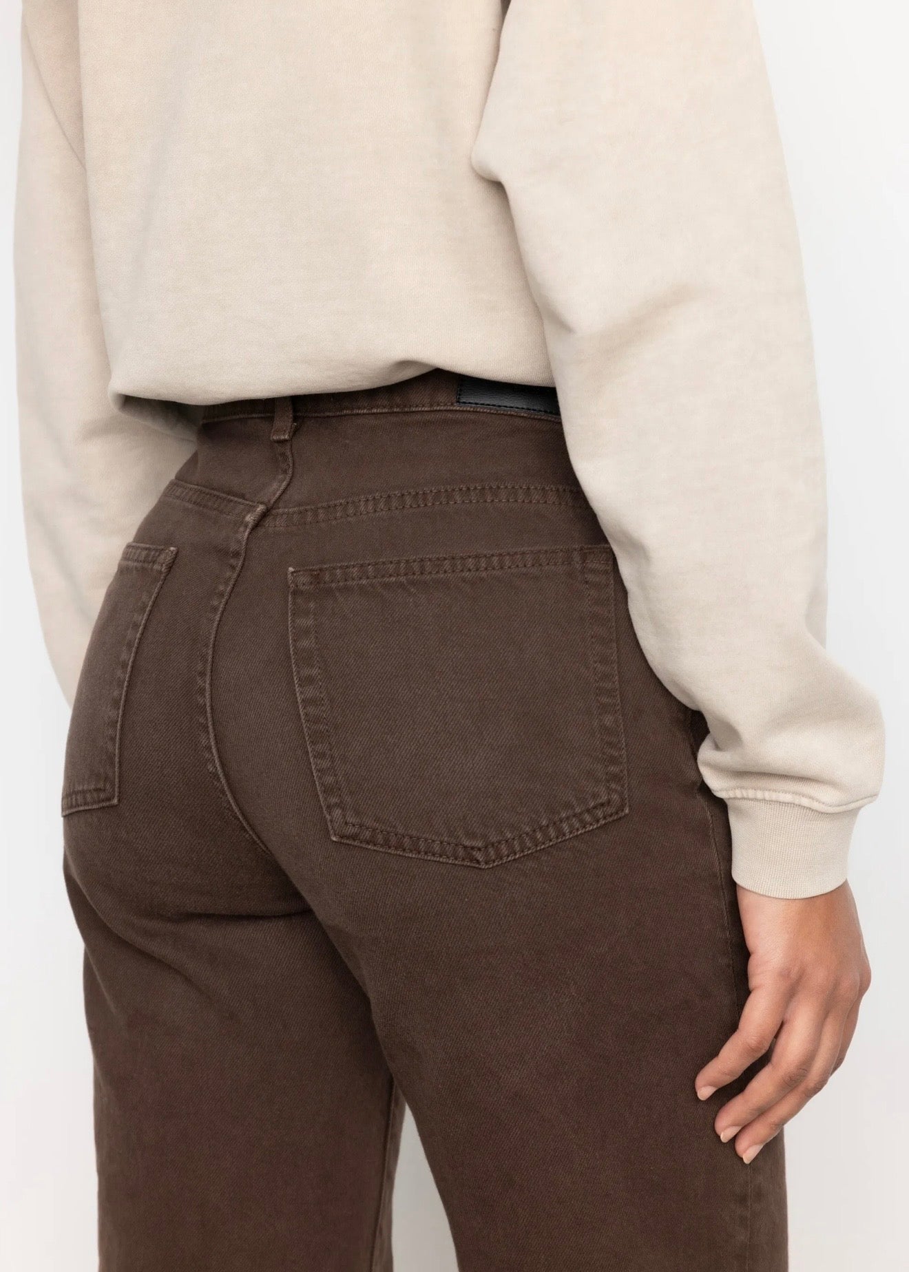 Billie Dark Brown