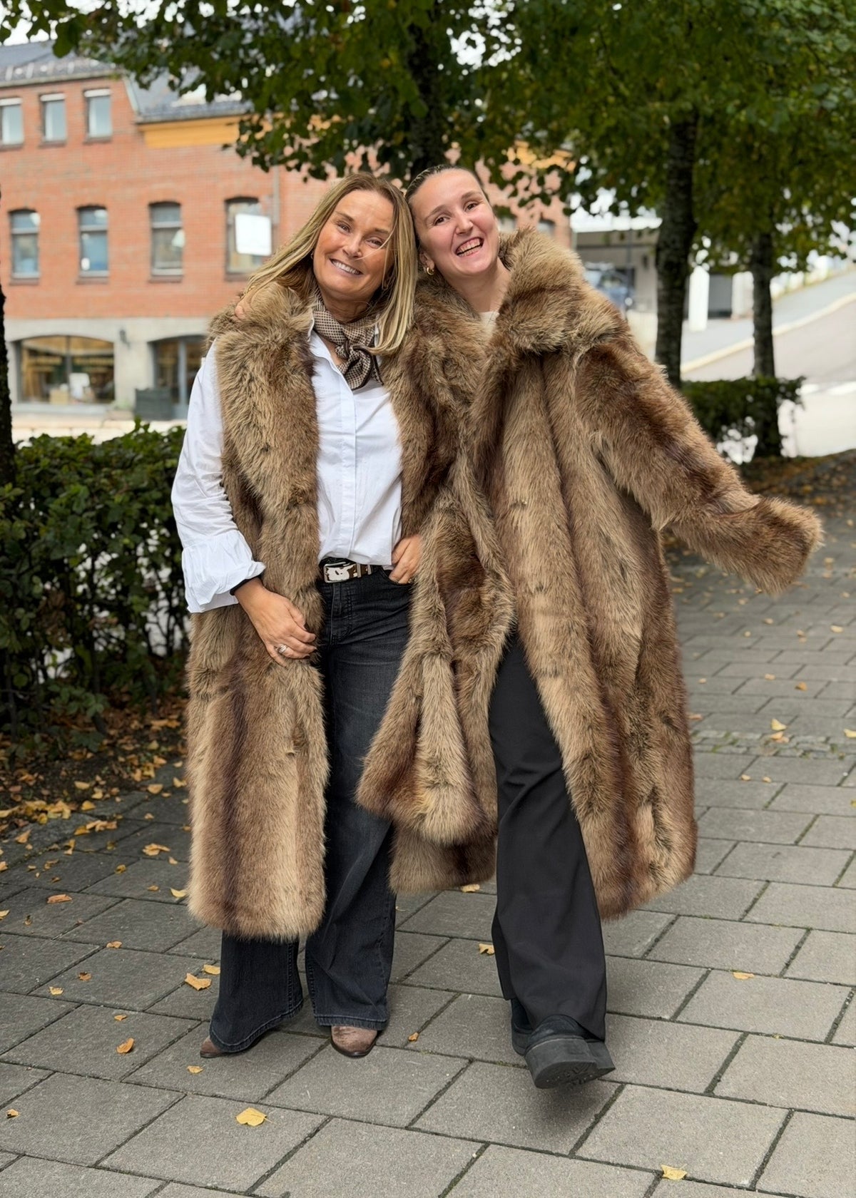 St. Moritz Fuskepels Kåpe Ulv