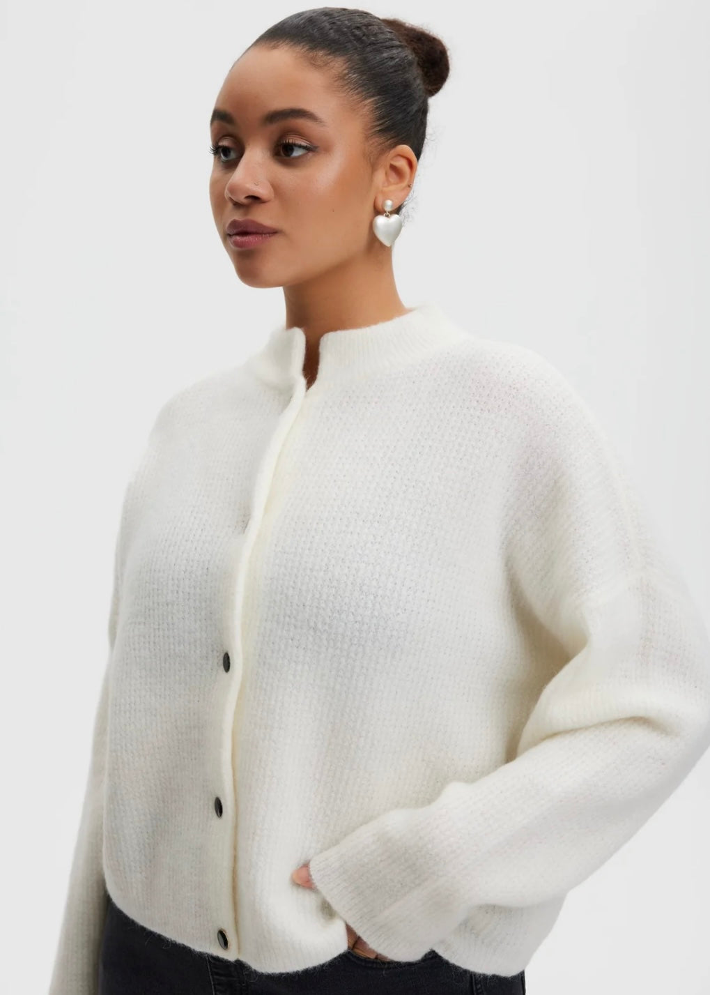 Alpha Short cardigan Ivory