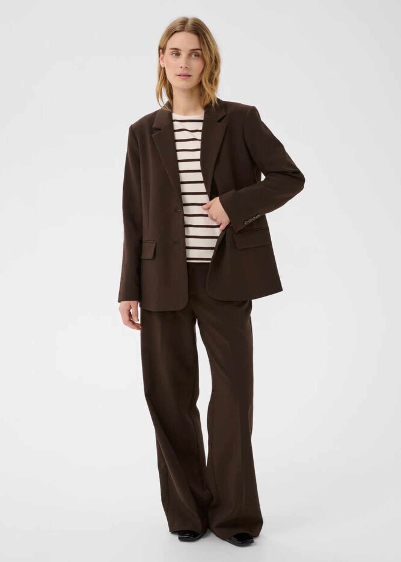 Nara Blazer Molé