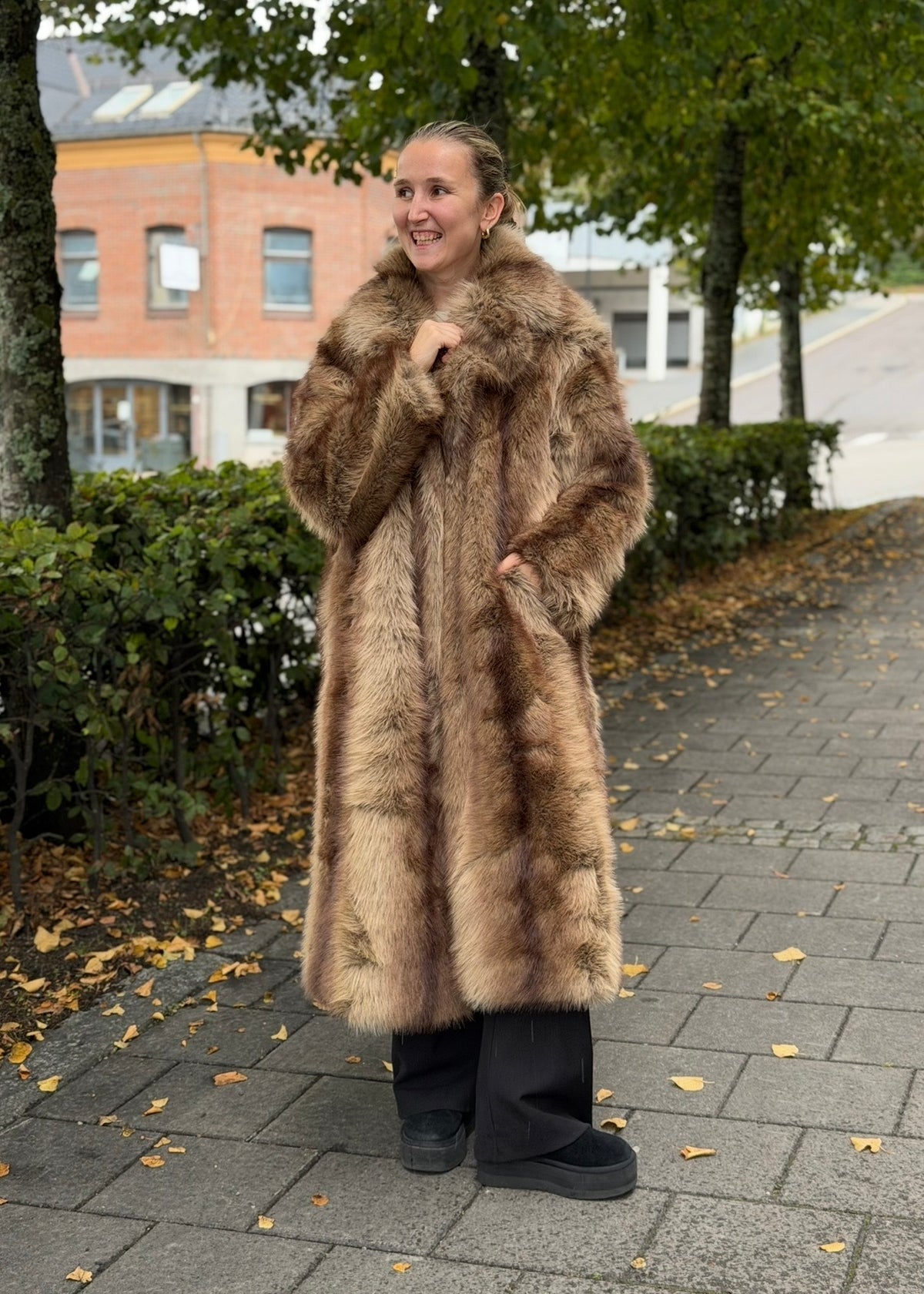 St. Moritz Fuskepels Kåpe Ulv